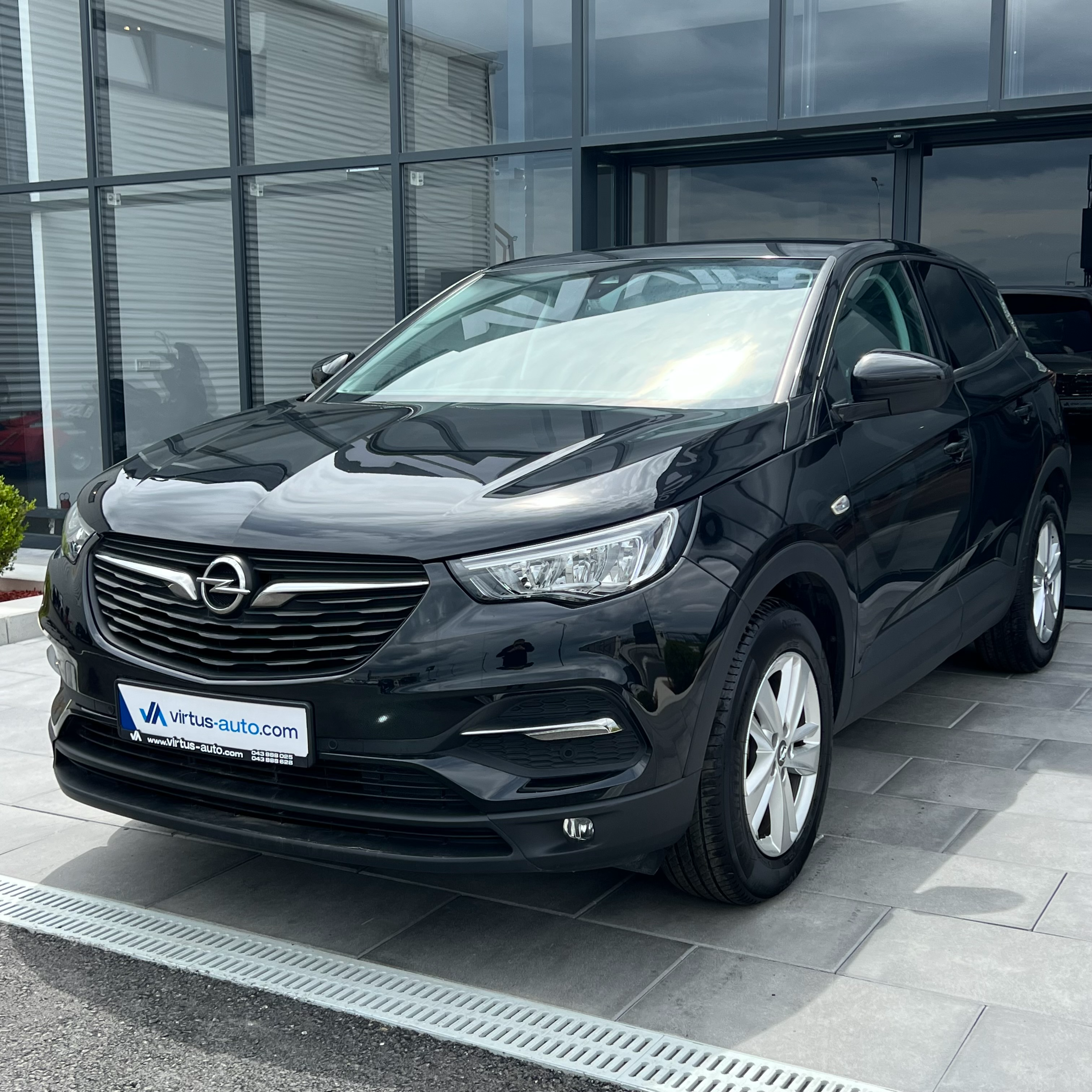 Opel Grandland X   - 2020