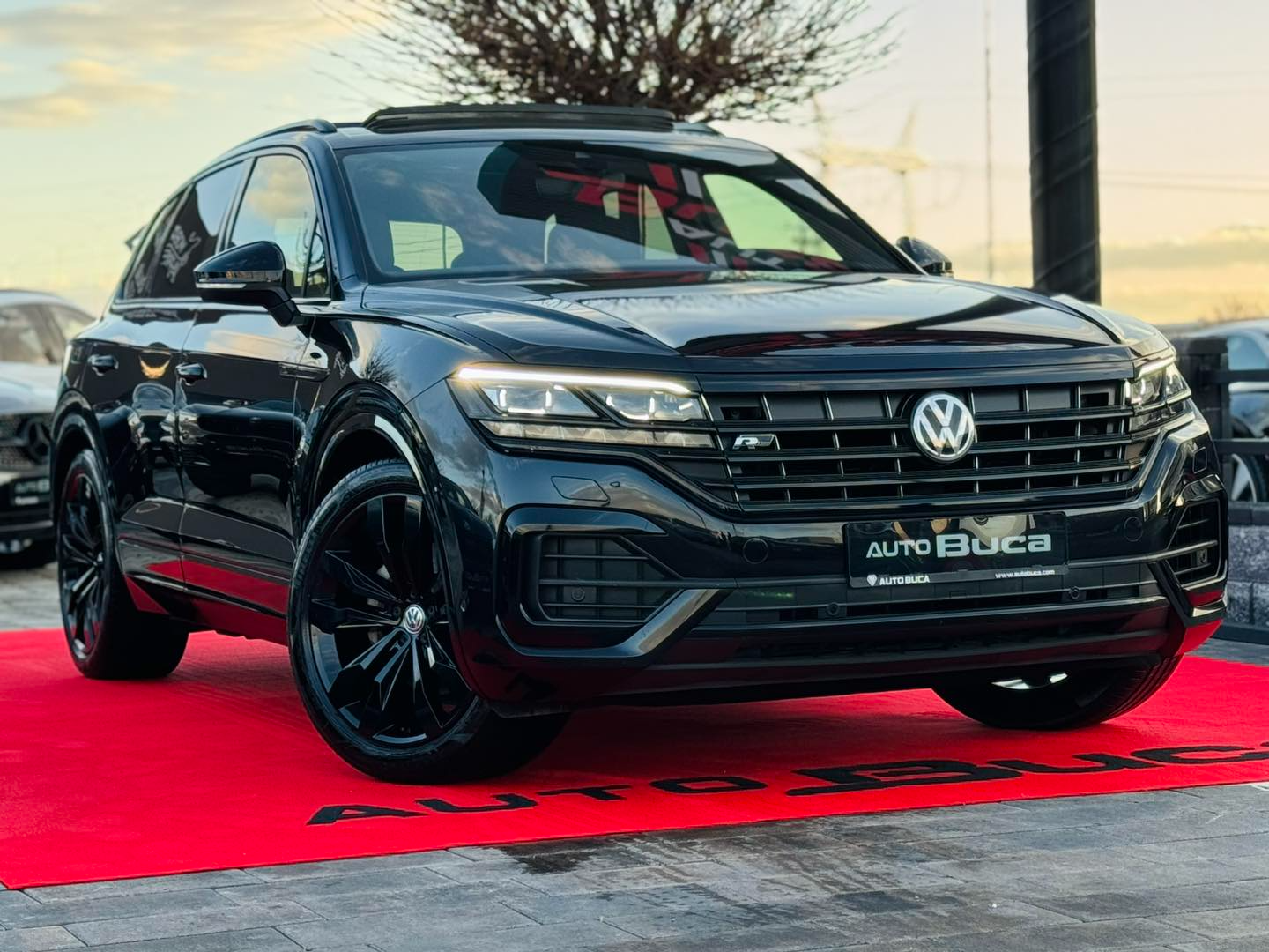 Volkswagen Touareg   - 2018