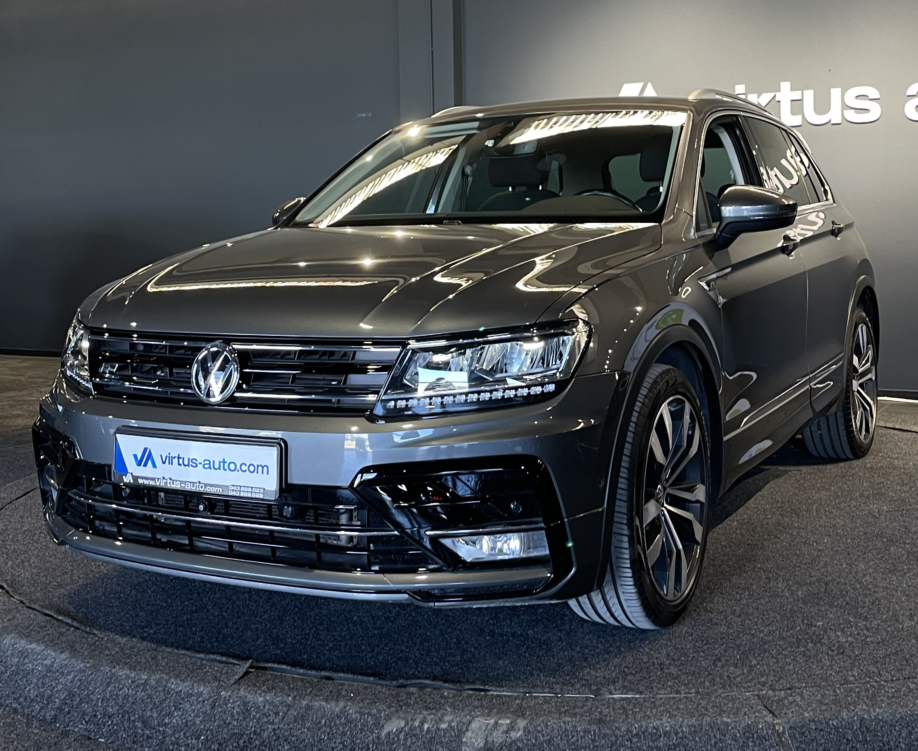 Volkswagen Tiguan   - 2017