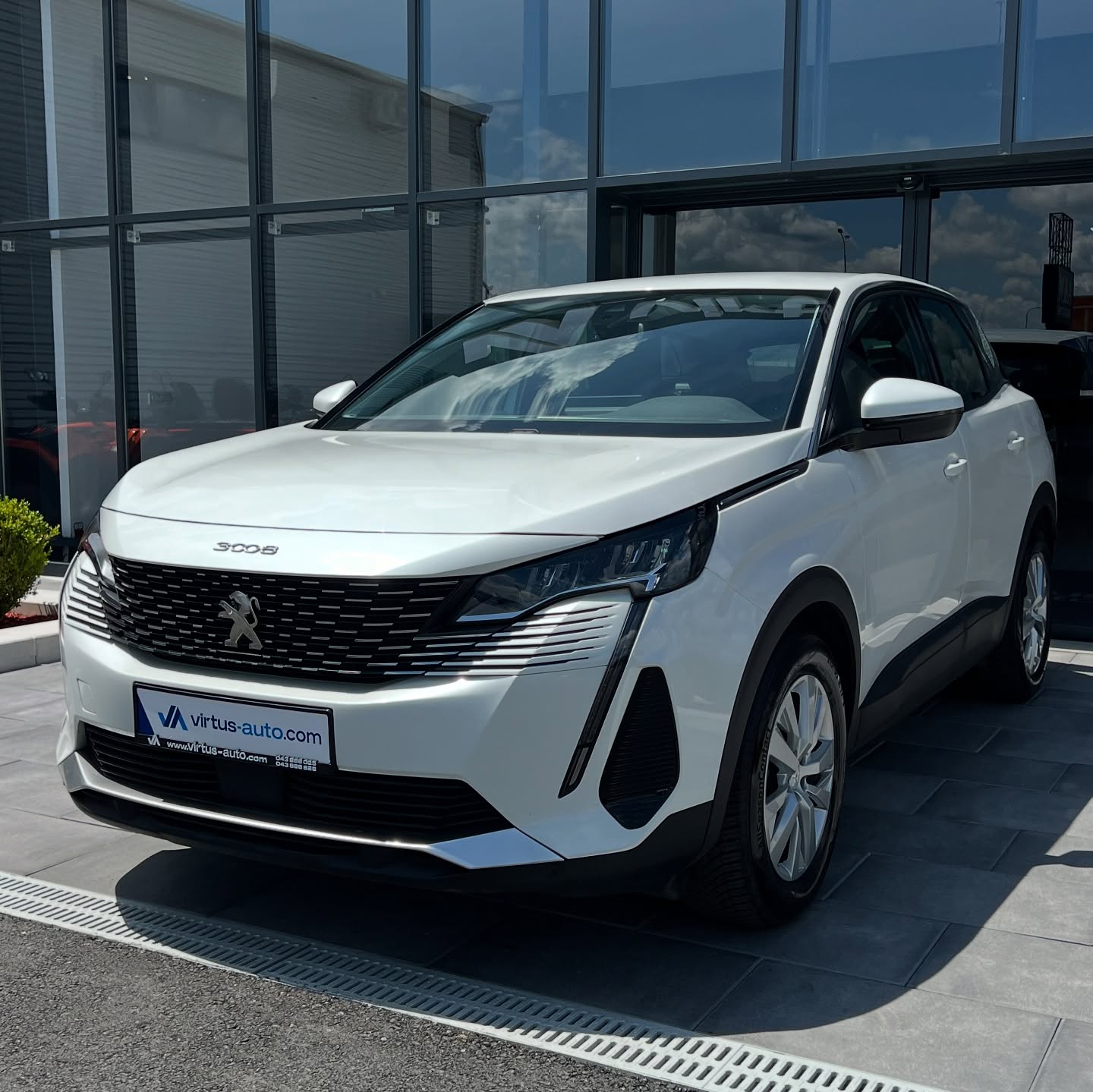 Peugeot 3008   - 2021