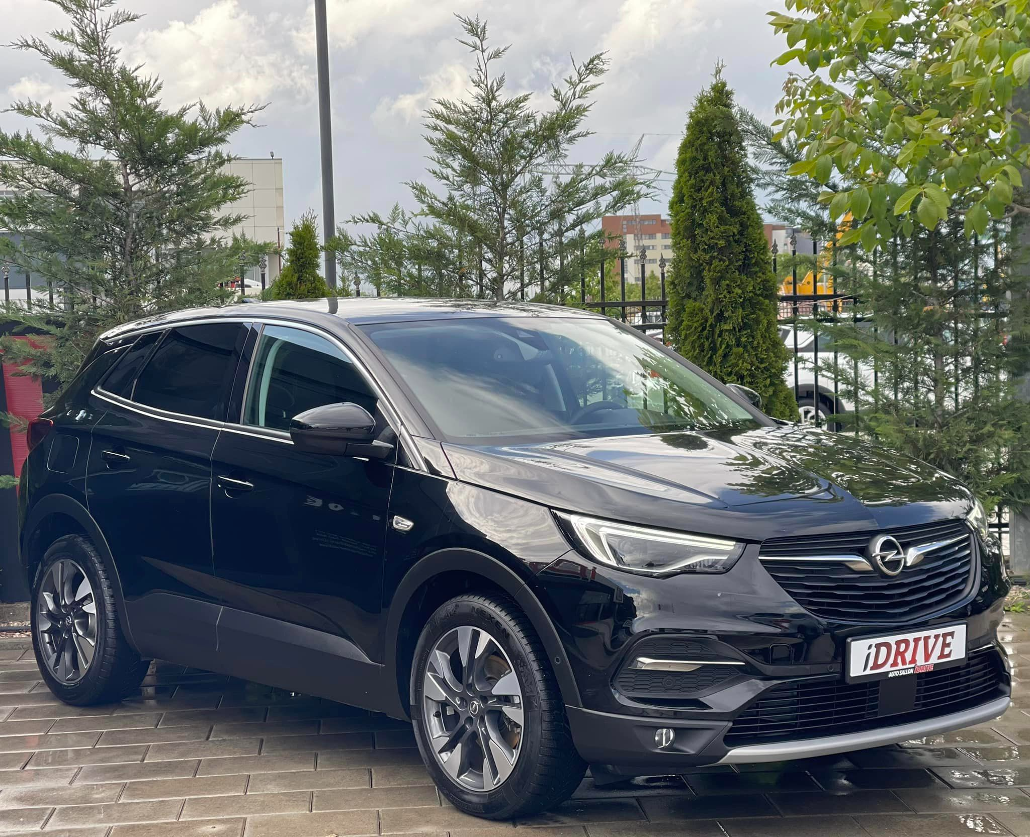 Opel Grandland X   - 2020