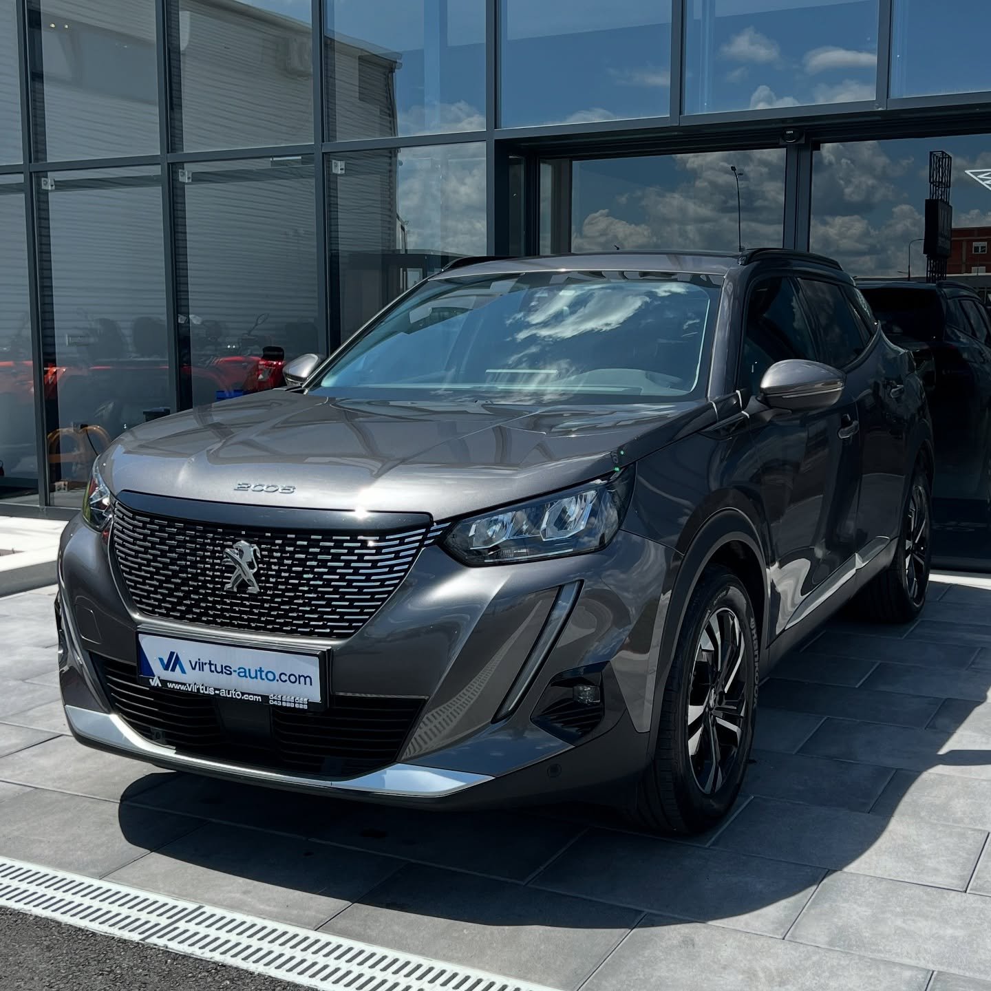 Peugeot 2008   - 2021