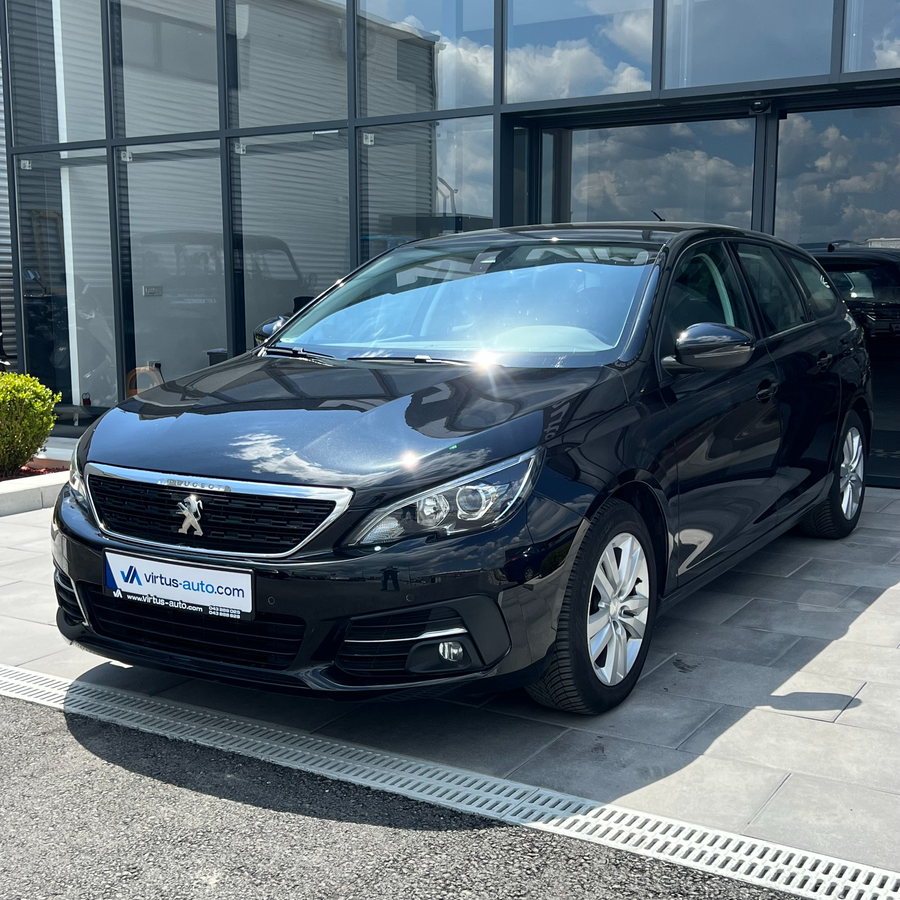 Peugeot 308   - 2019