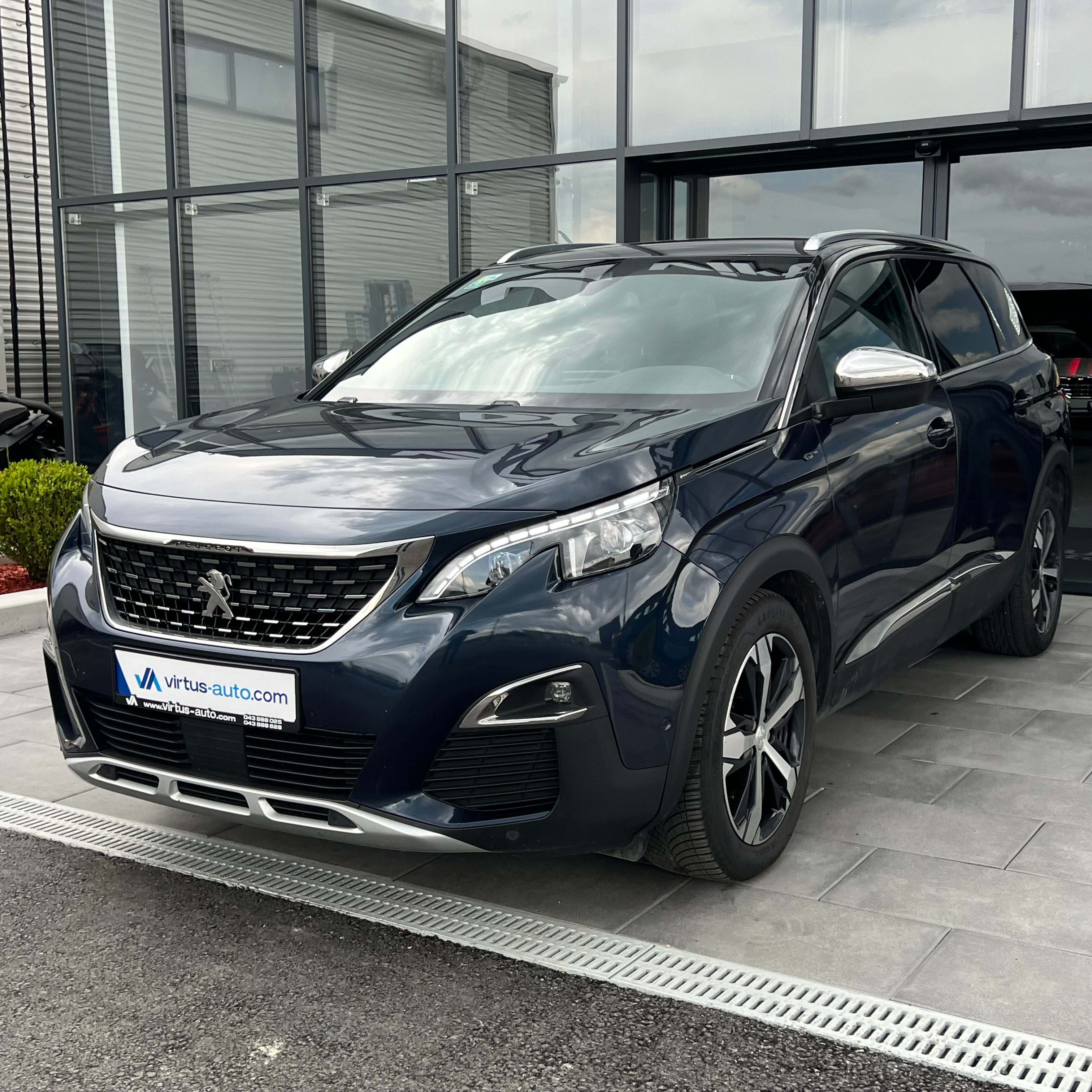 Peugeot 5008   - 2019