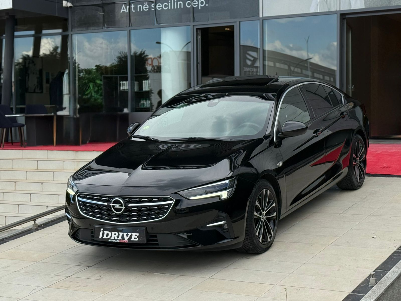 Opel Insignia   - 2021