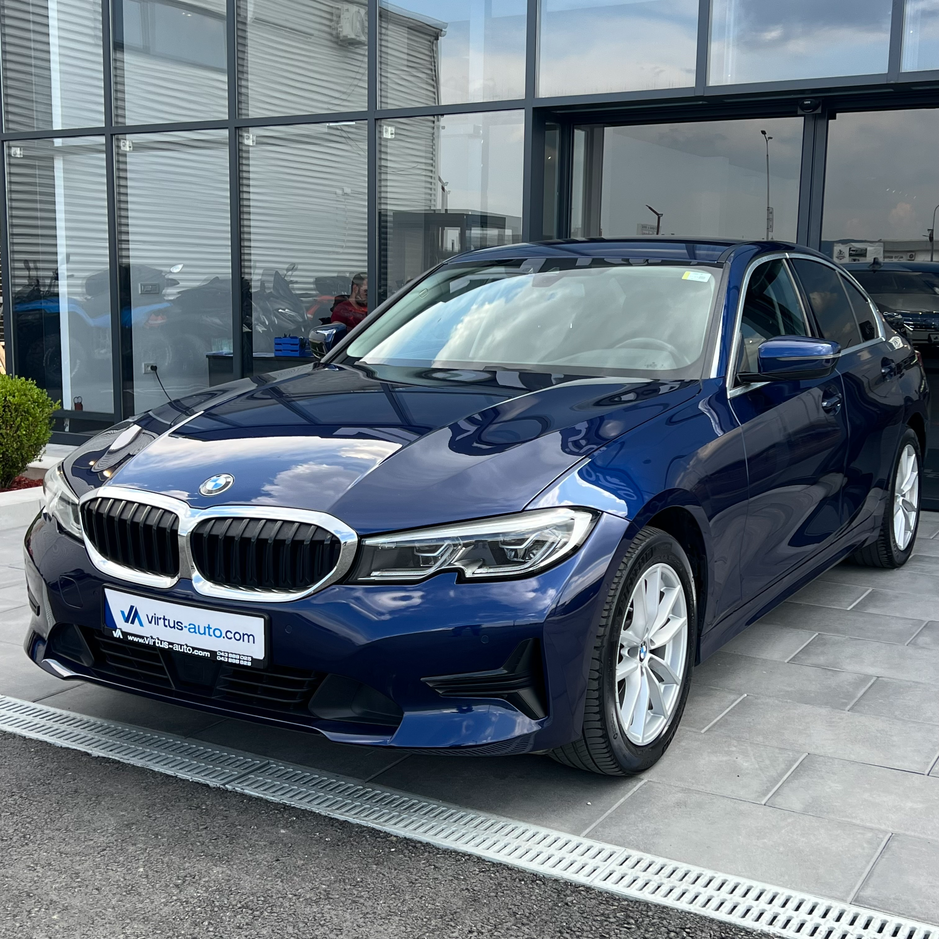 BMW 3 Series   - 2019