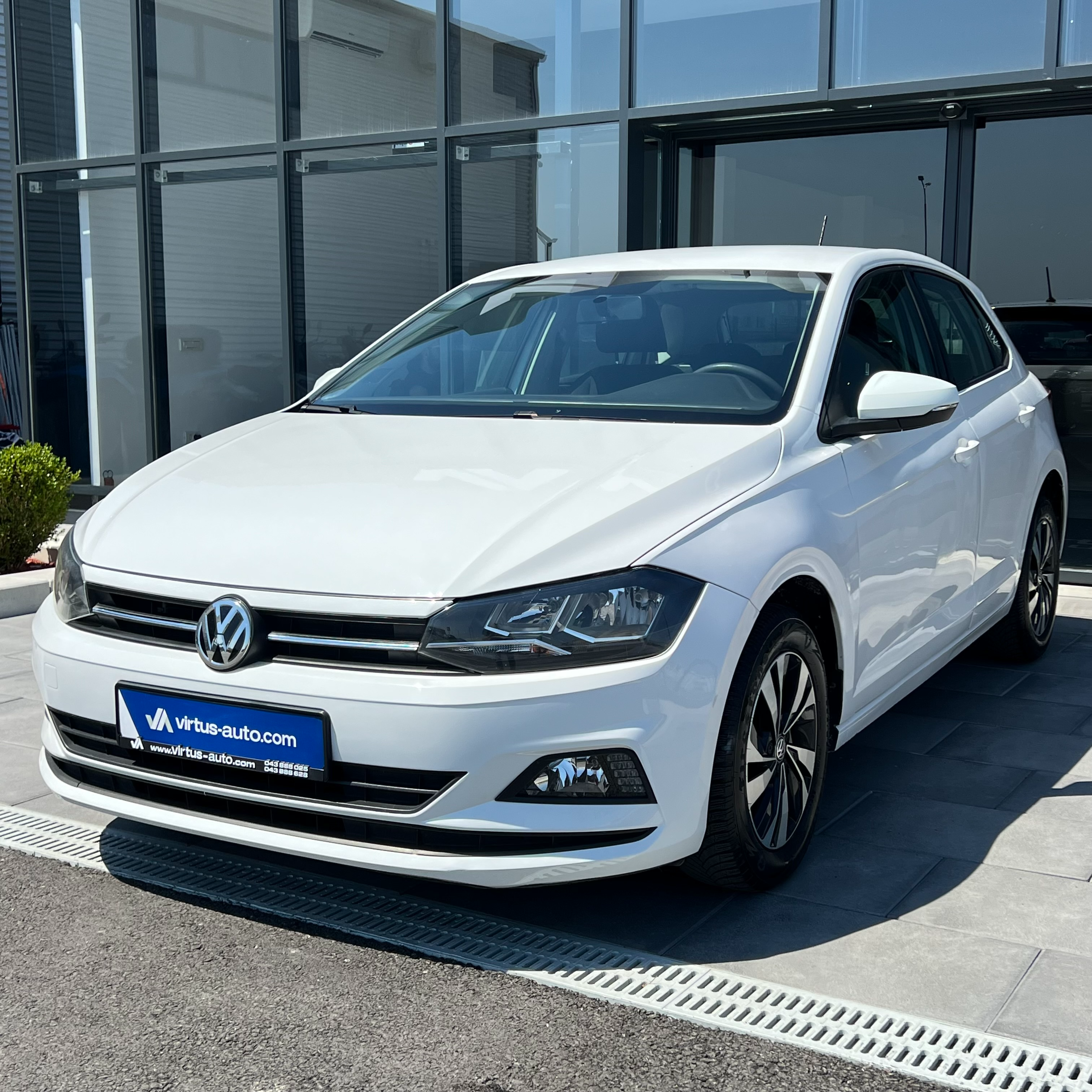 Volkswagen Polo   - 2019