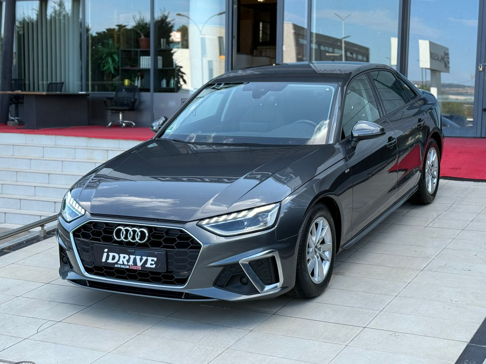 Audi A4   - 2021