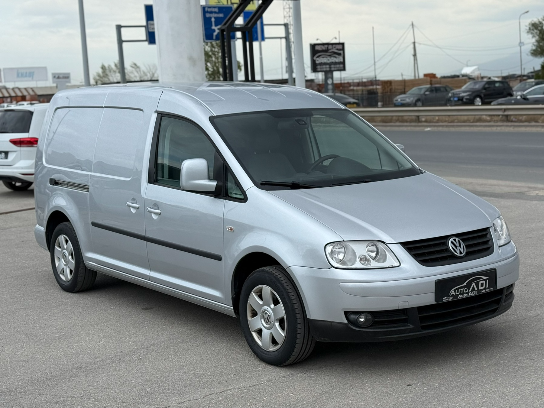 Volkswagen Caddy   - 2009