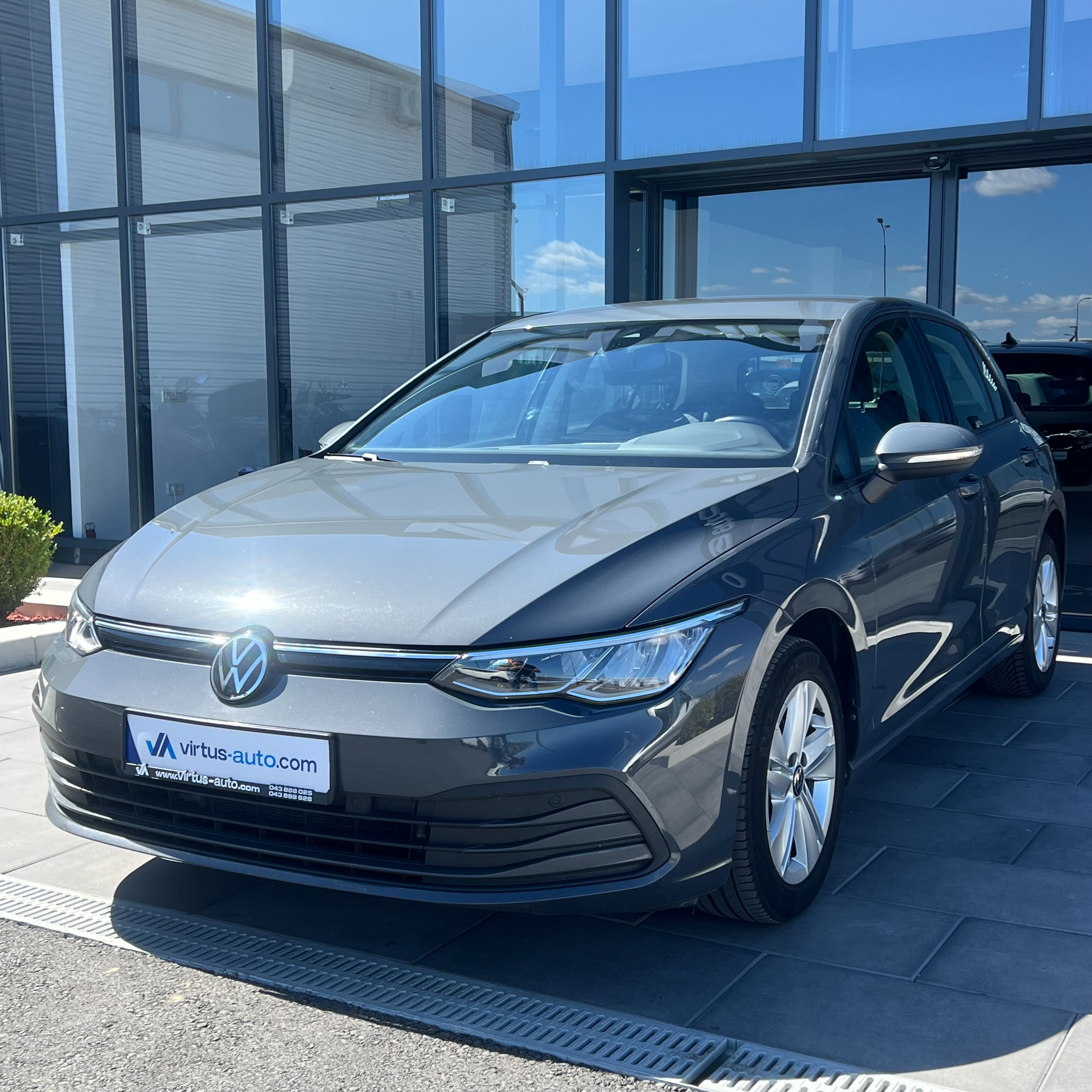 Volkswagen Golf 8   - 2022