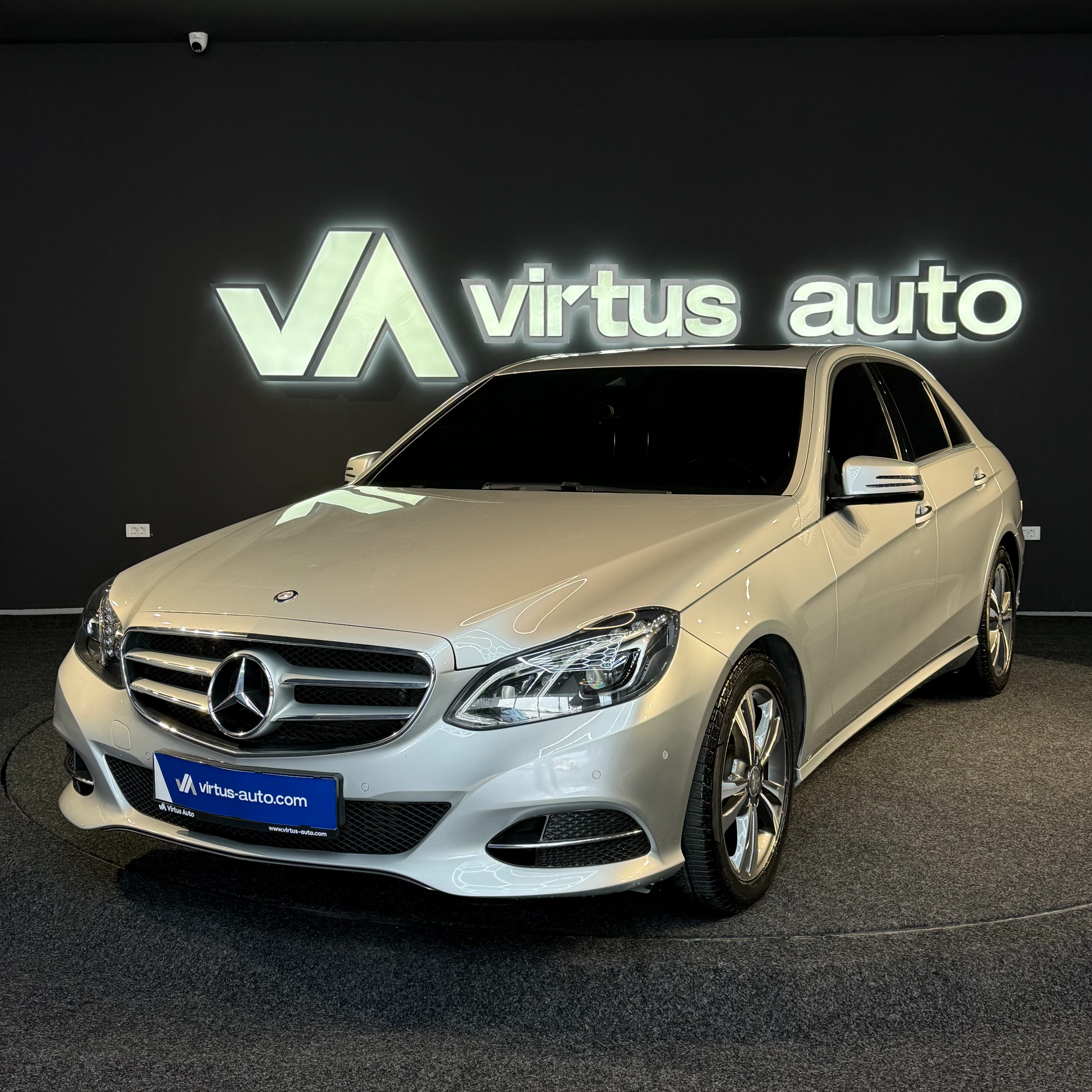 Mercedes-Benz E-Class   - 2016