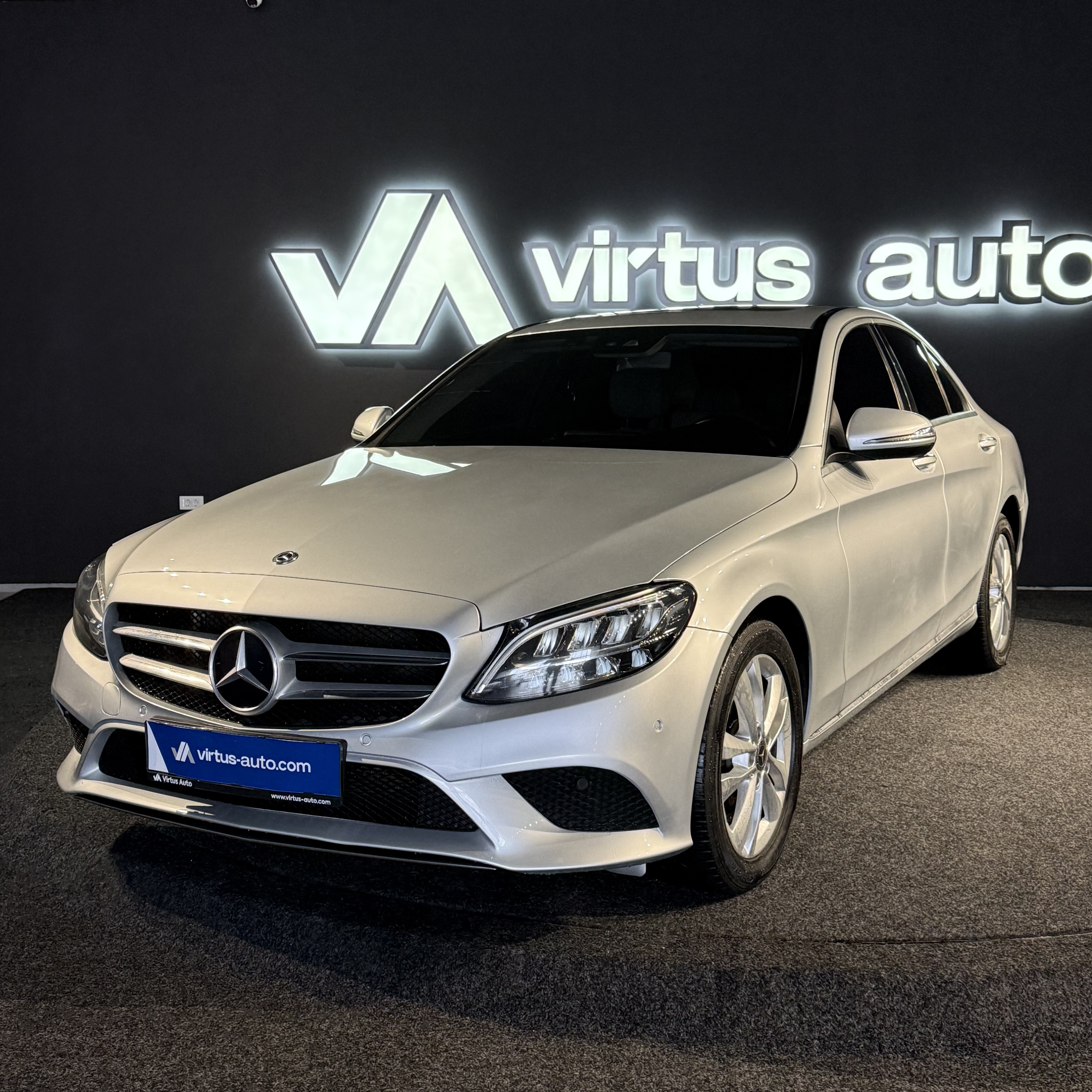 Mercedes-Benz C-Class   - 2019