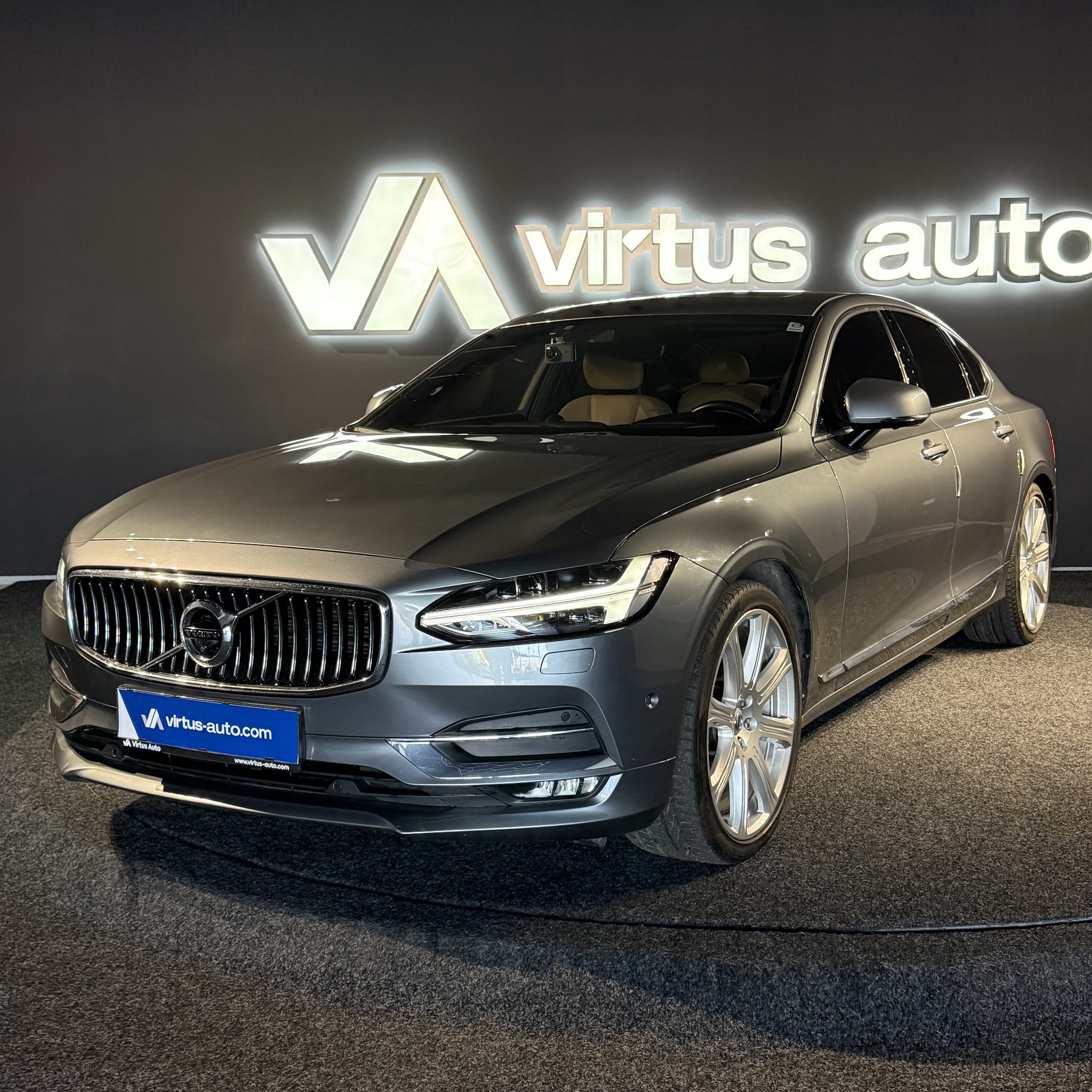 Volvo S90   - 2018