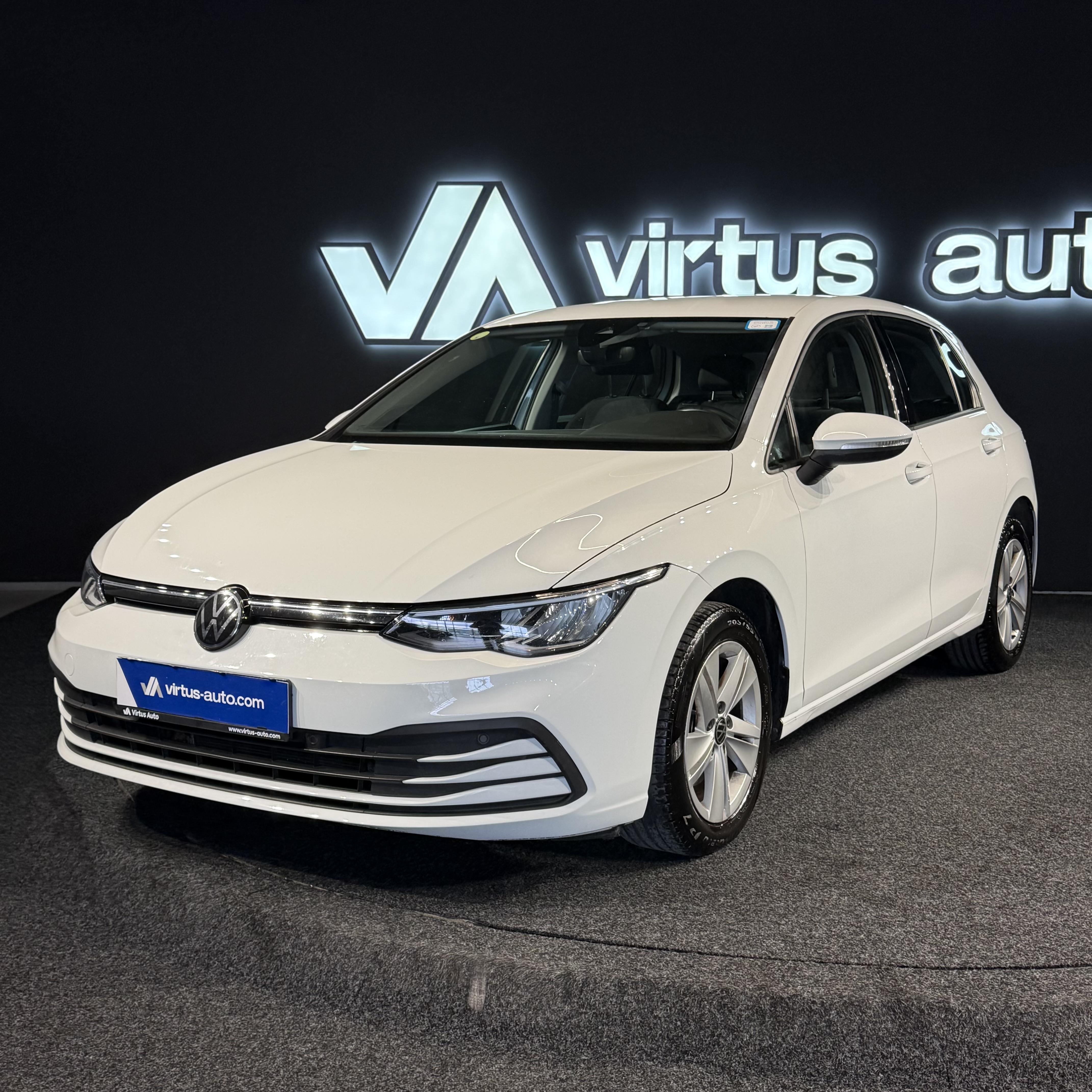 Volkswagen Golf 8   - 2022