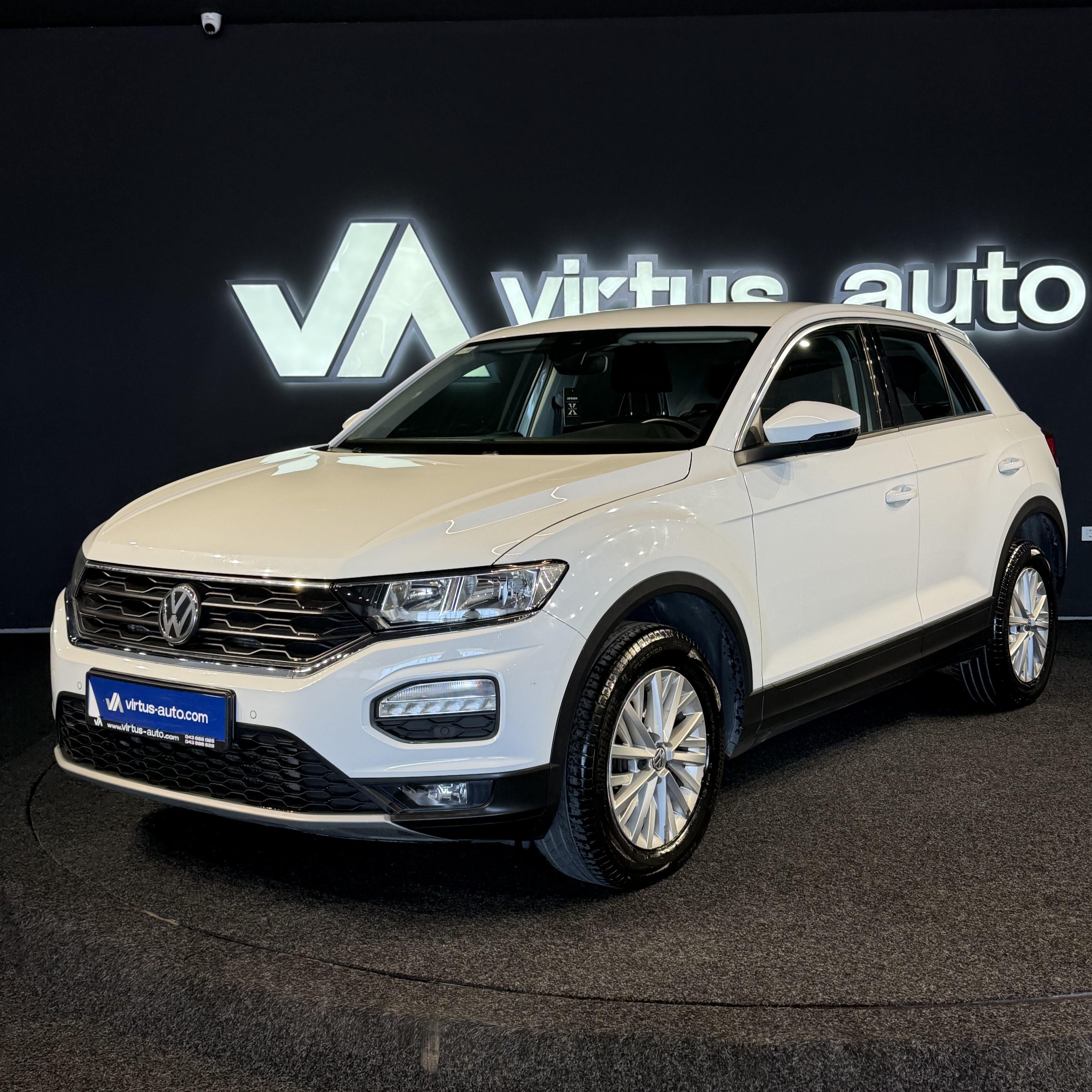 Volkswagen T-Roc   - 2020