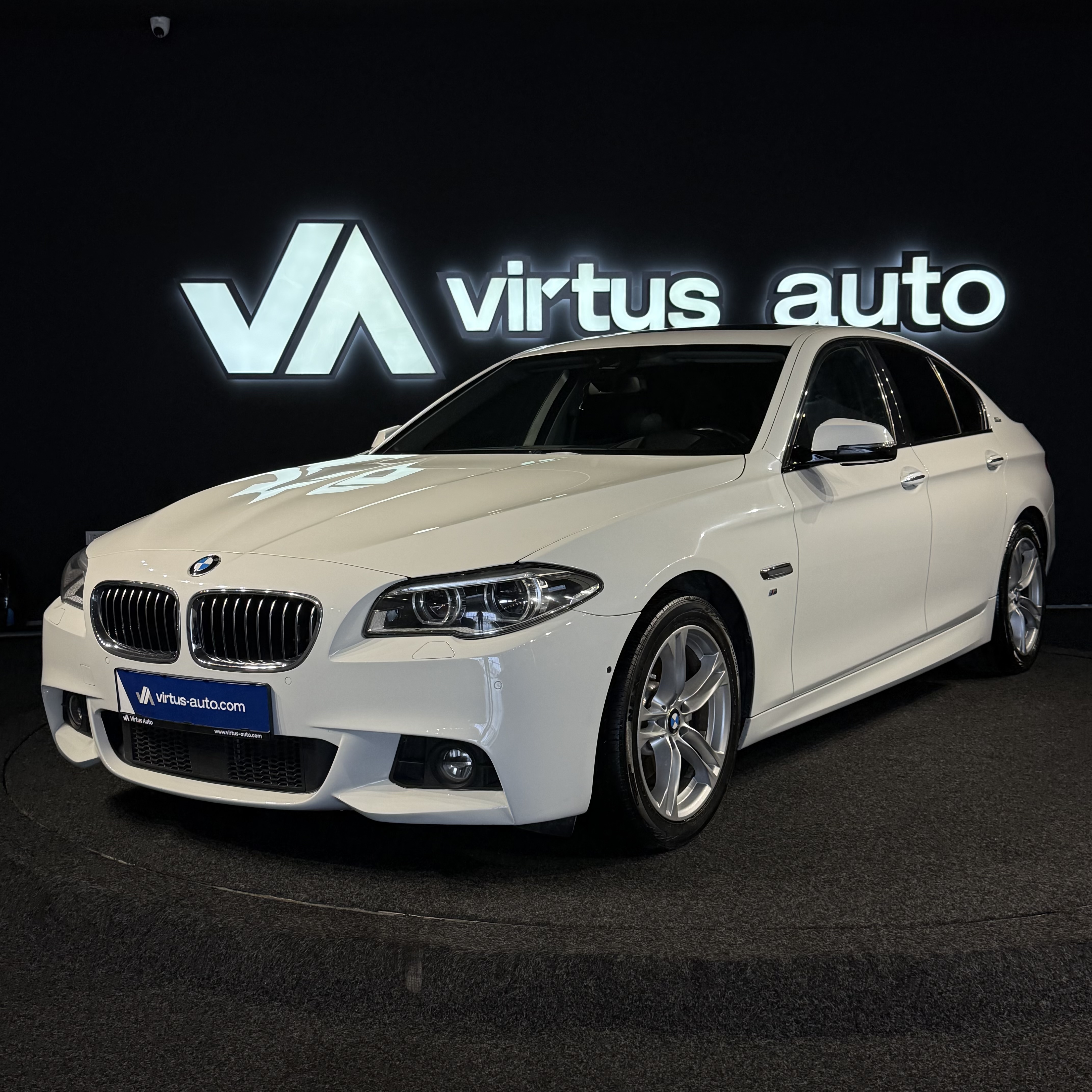 BMW 5 Series   - 2016