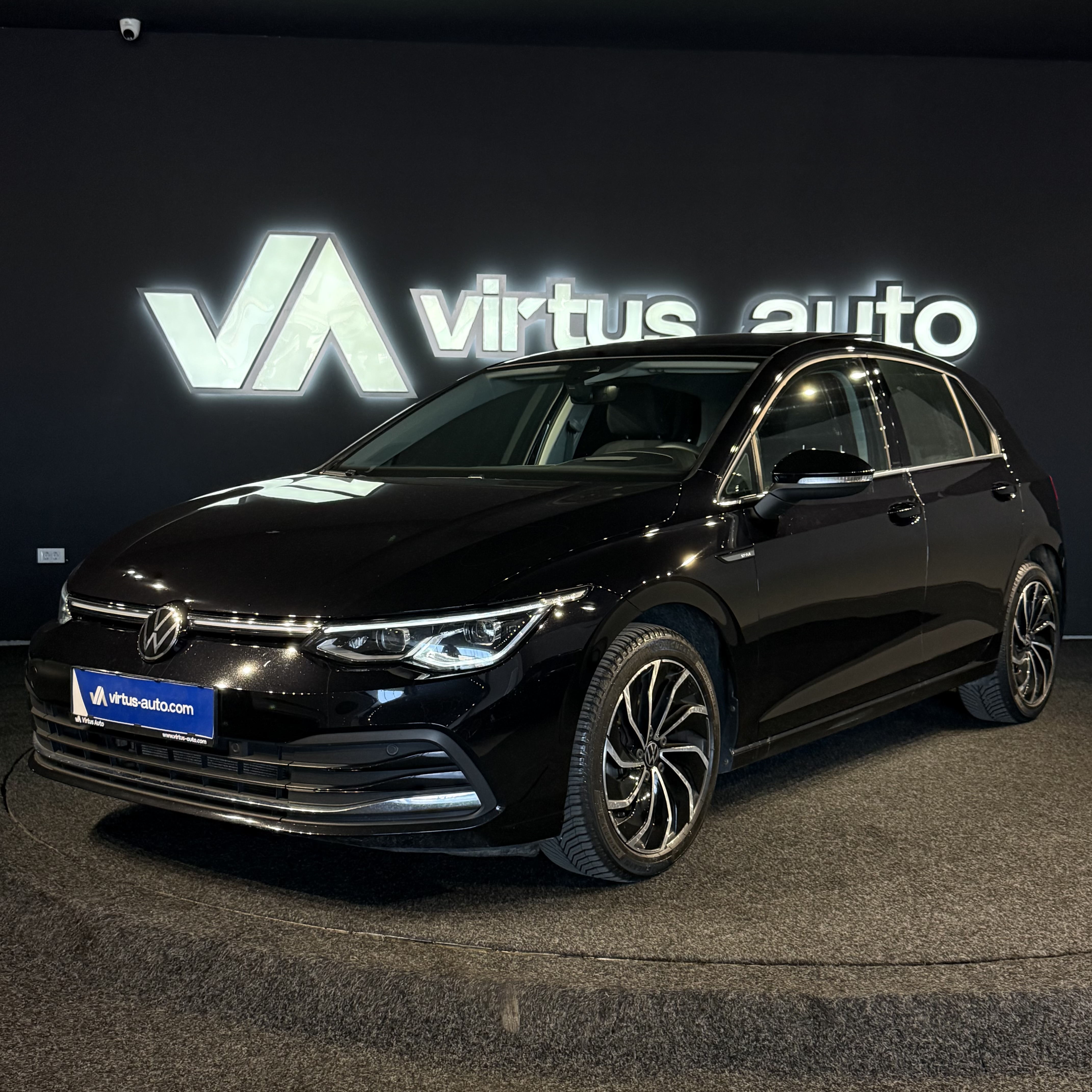 Volkswagen Golf 8   - 2022