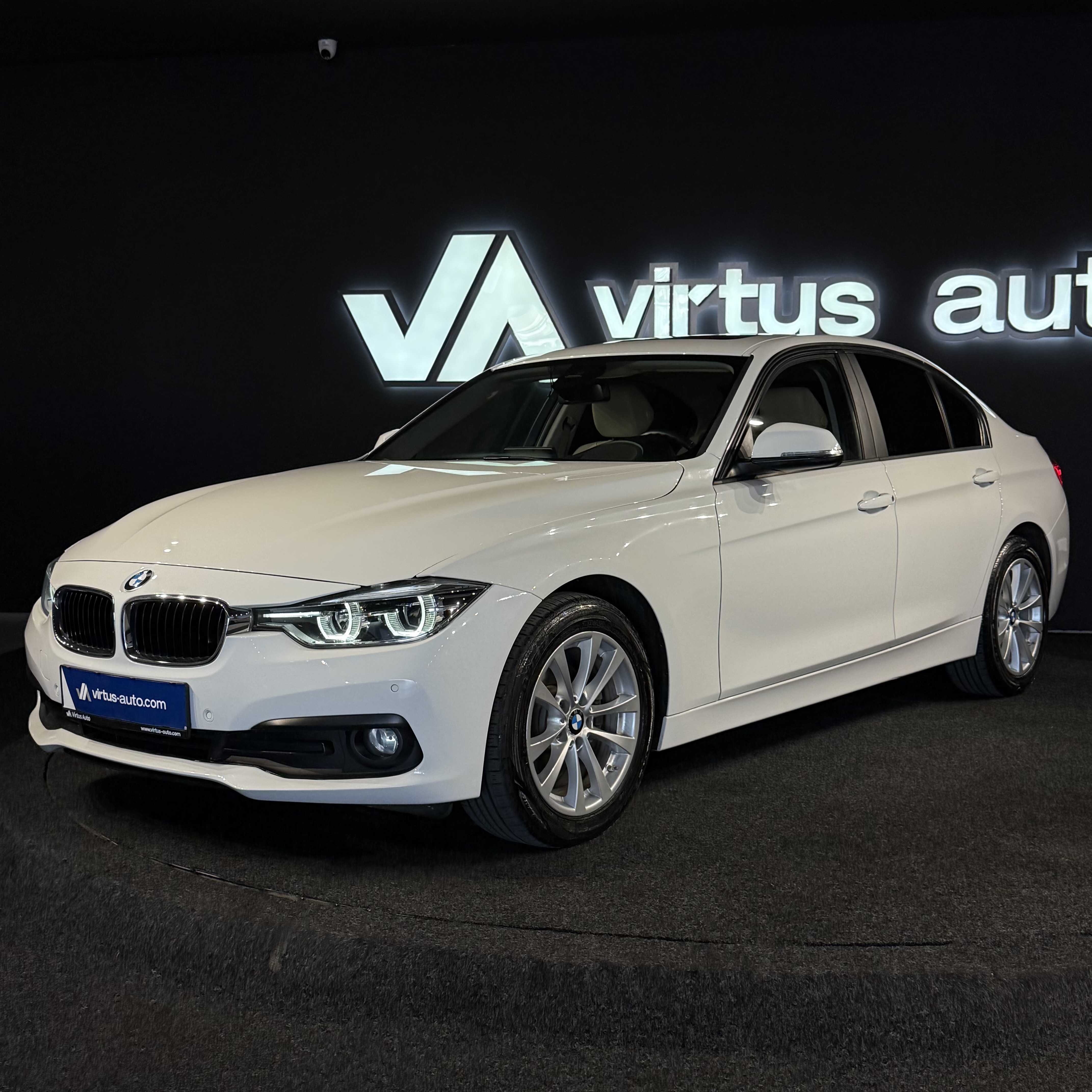 BMW 3 Series   - 2016