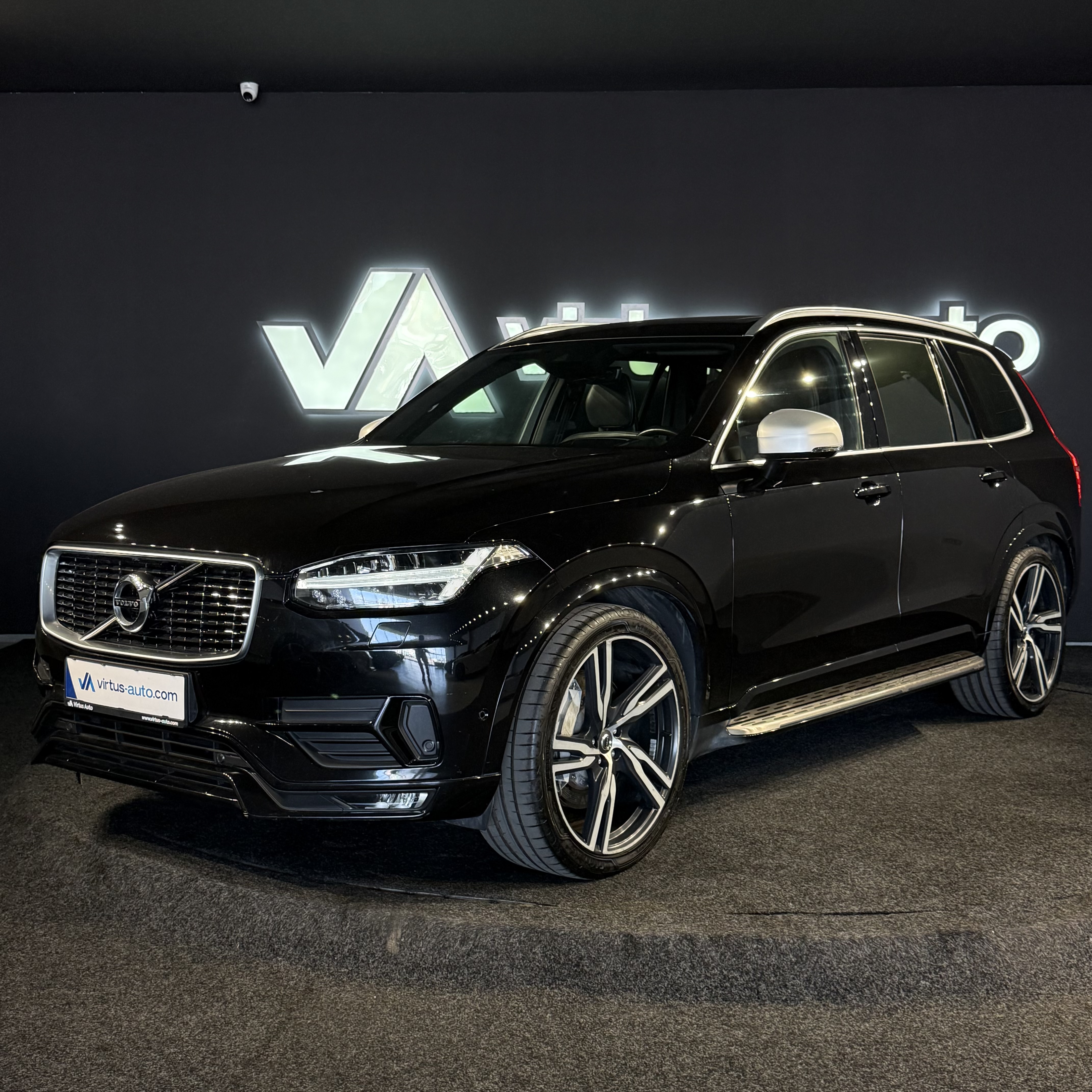 Volvo XC90   - 2017