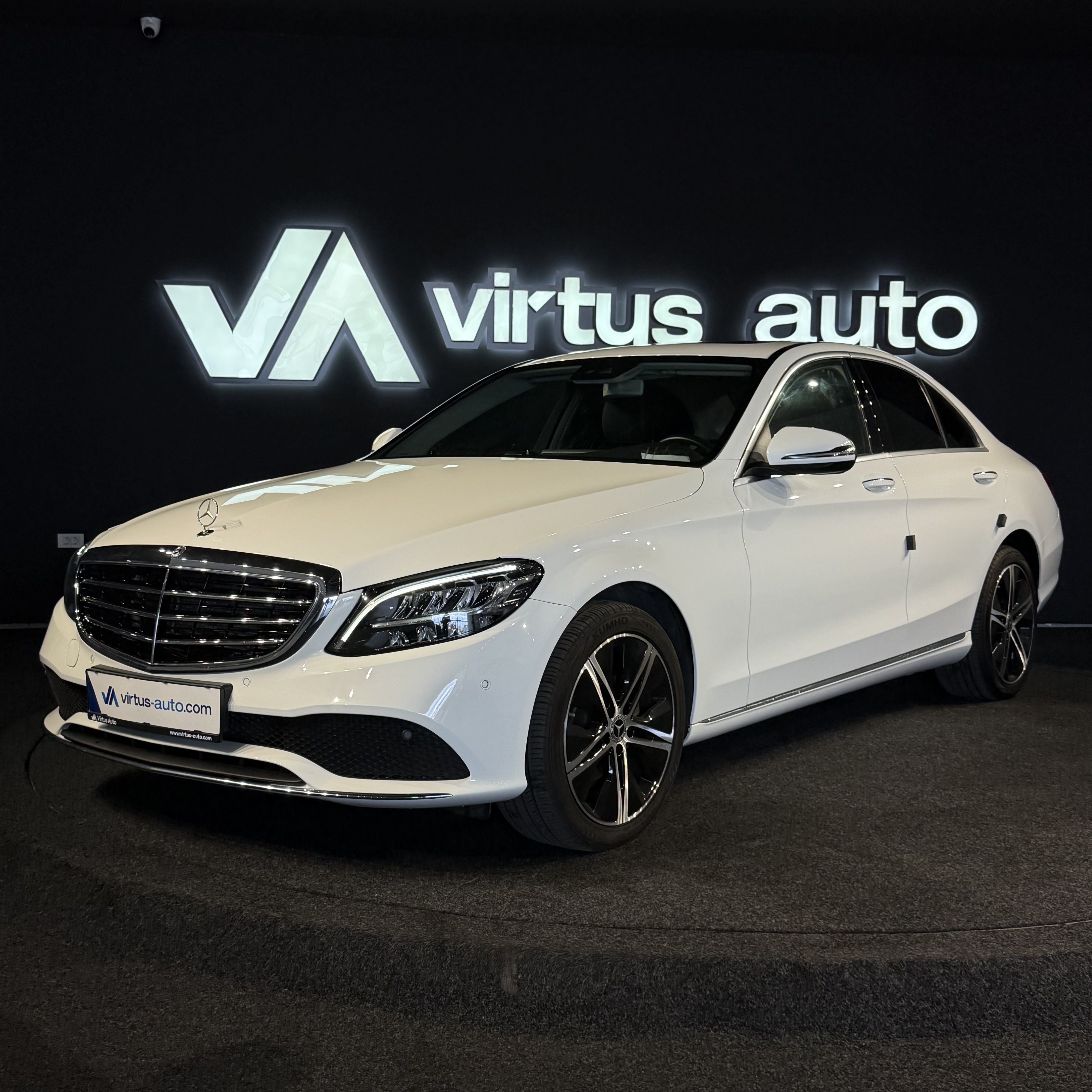 Mercedes-Benz C-Class   - 2019