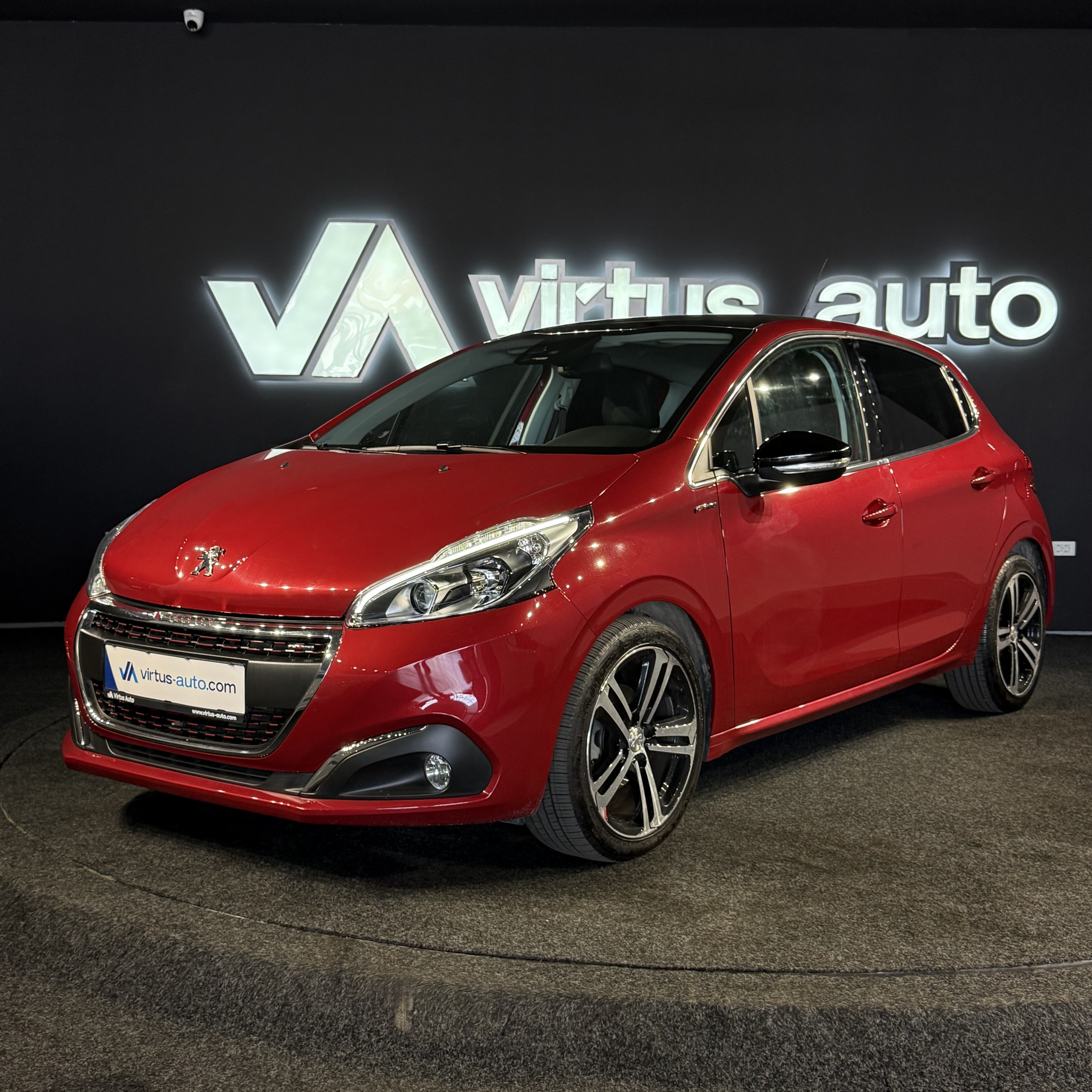 Peugeot 208   - 2017