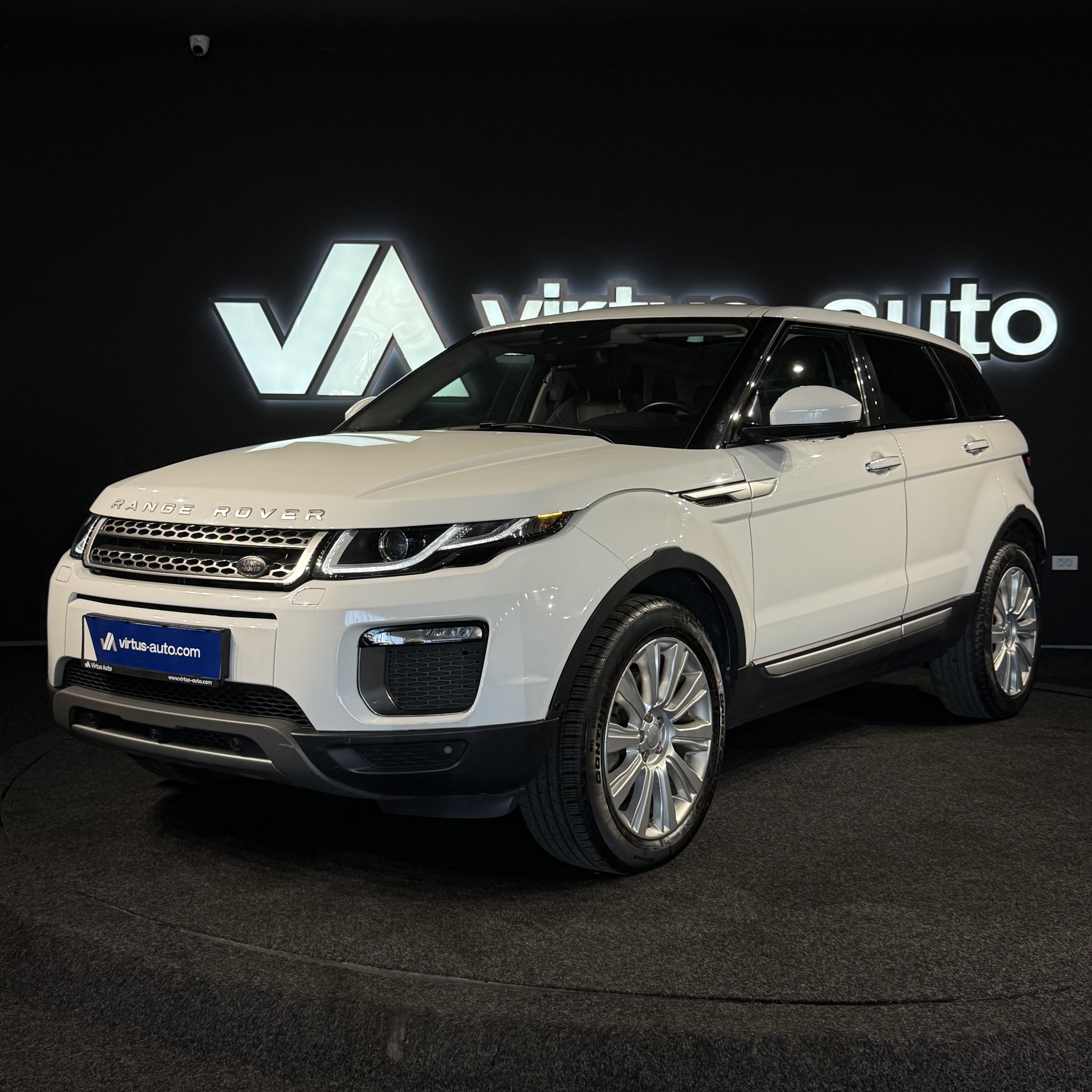 Land Rover Range Rover Evoque   - 2017