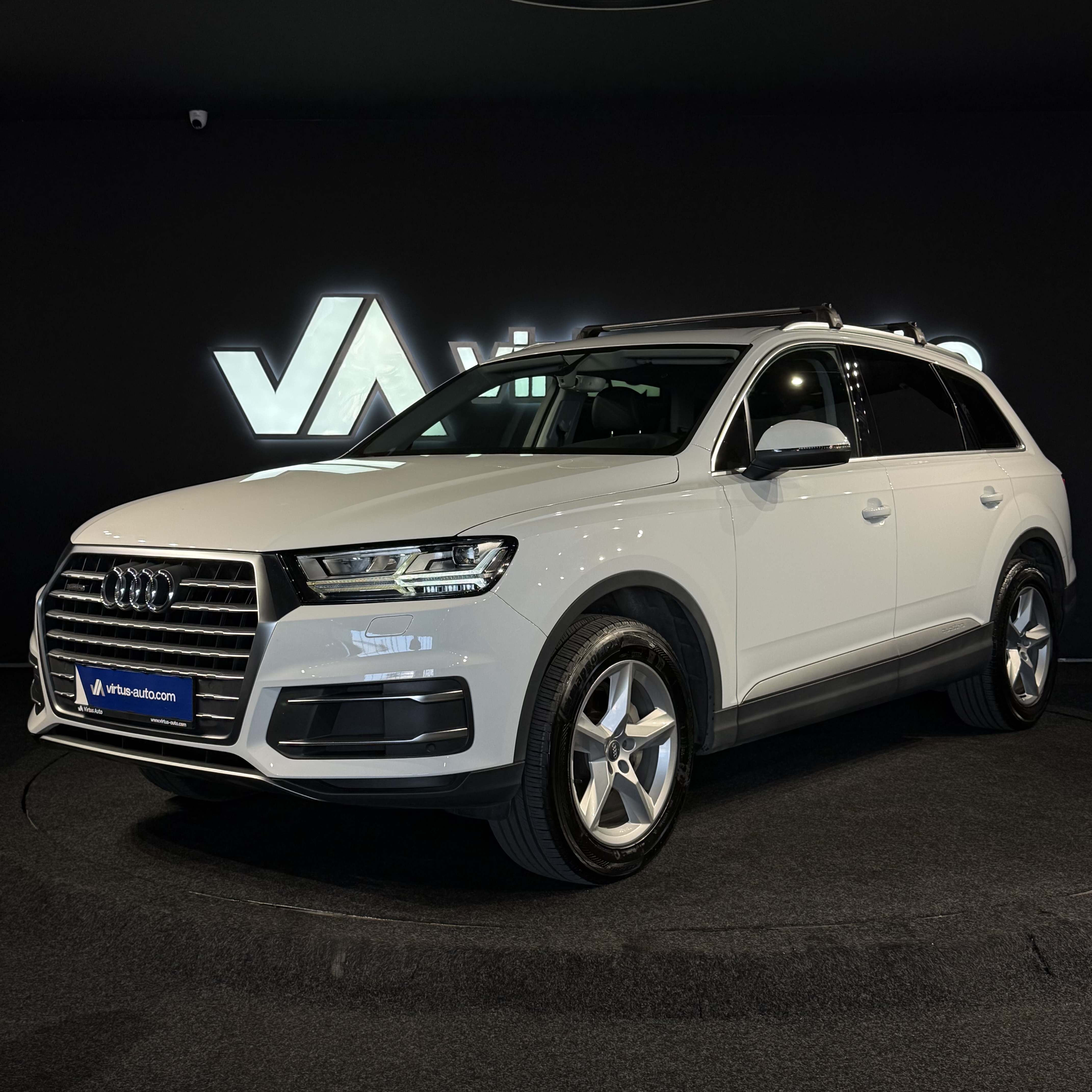 Audi Q7   - 2016