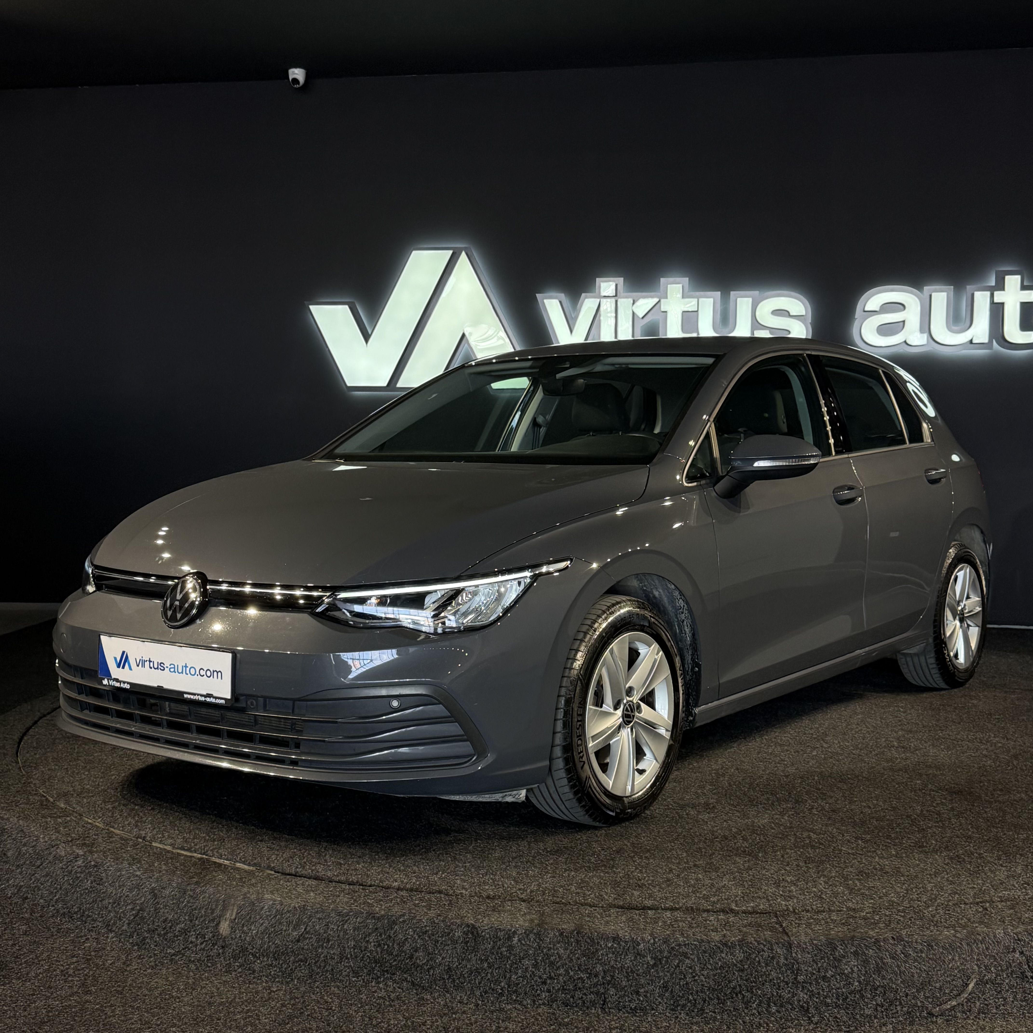 Volkswagen Golf 8   - 2022