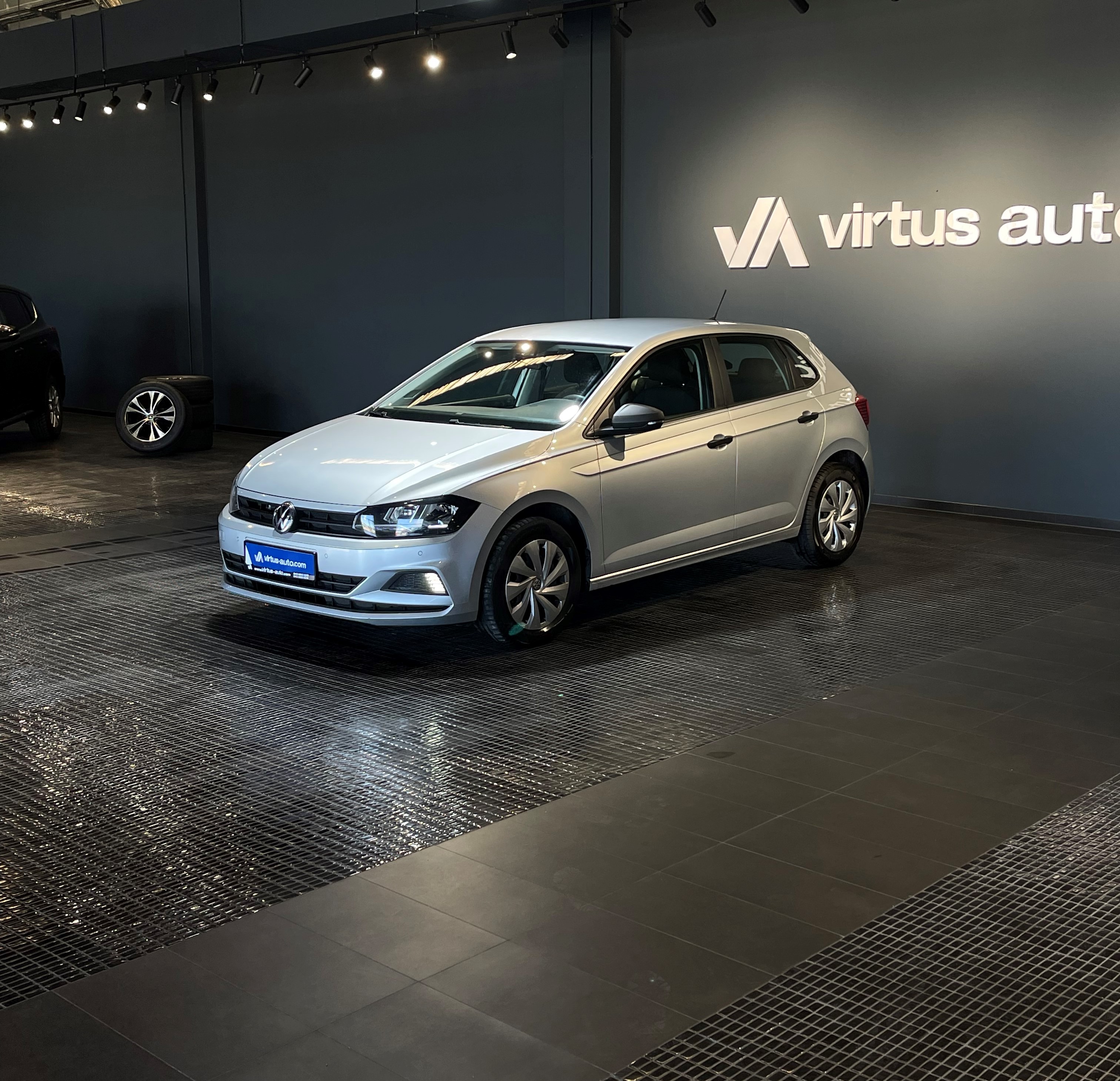 Volkswagen Polo   - 2019