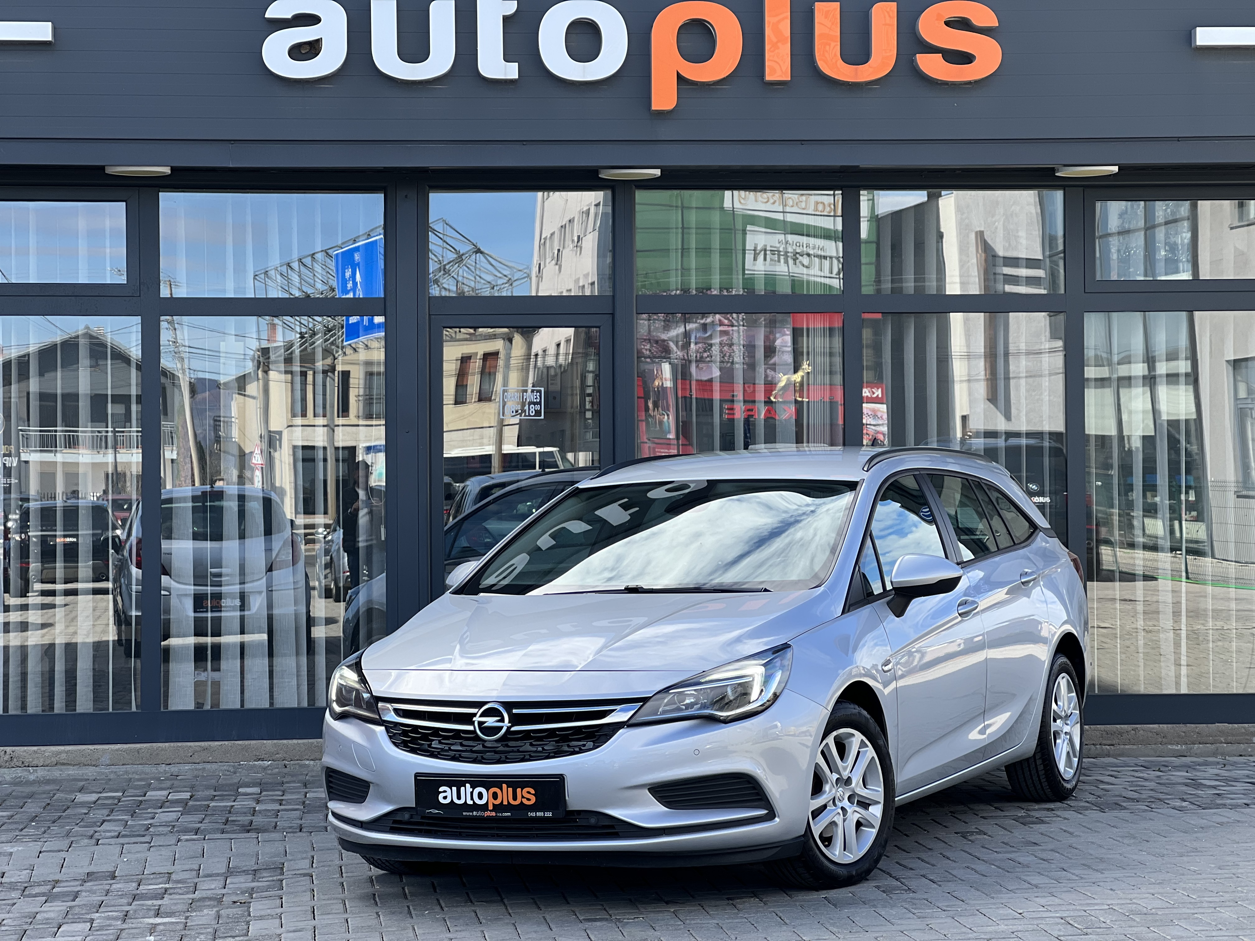 Opel Astra   - 2018