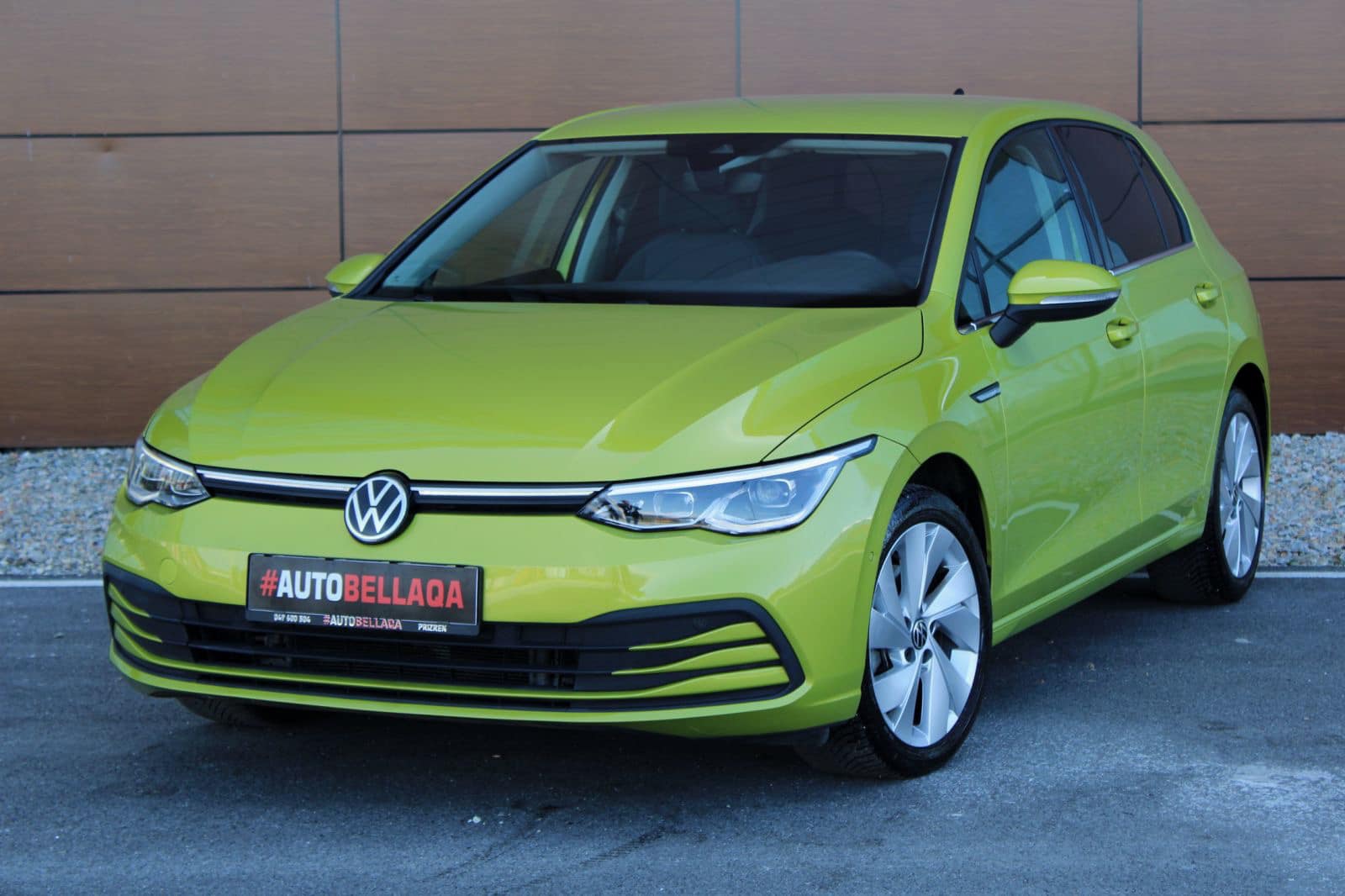 Volkswagen Golf 8   - 2021
