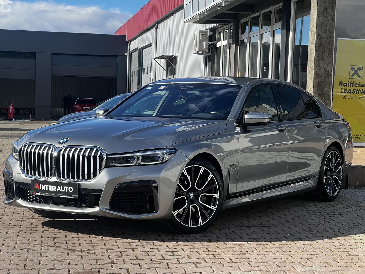 BMW 7 Series   - 2019