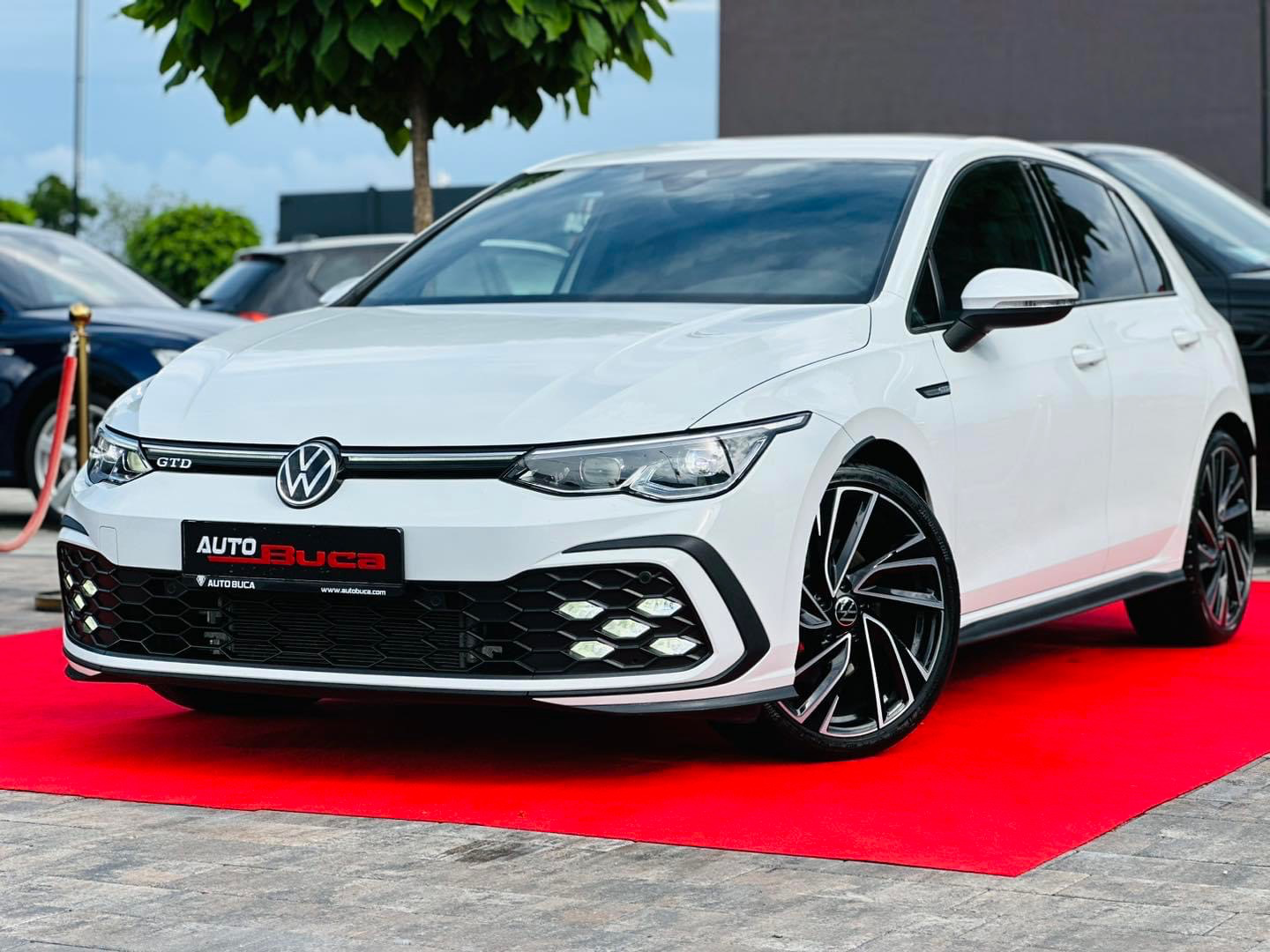 Volkswagen Golf 8   - 2021