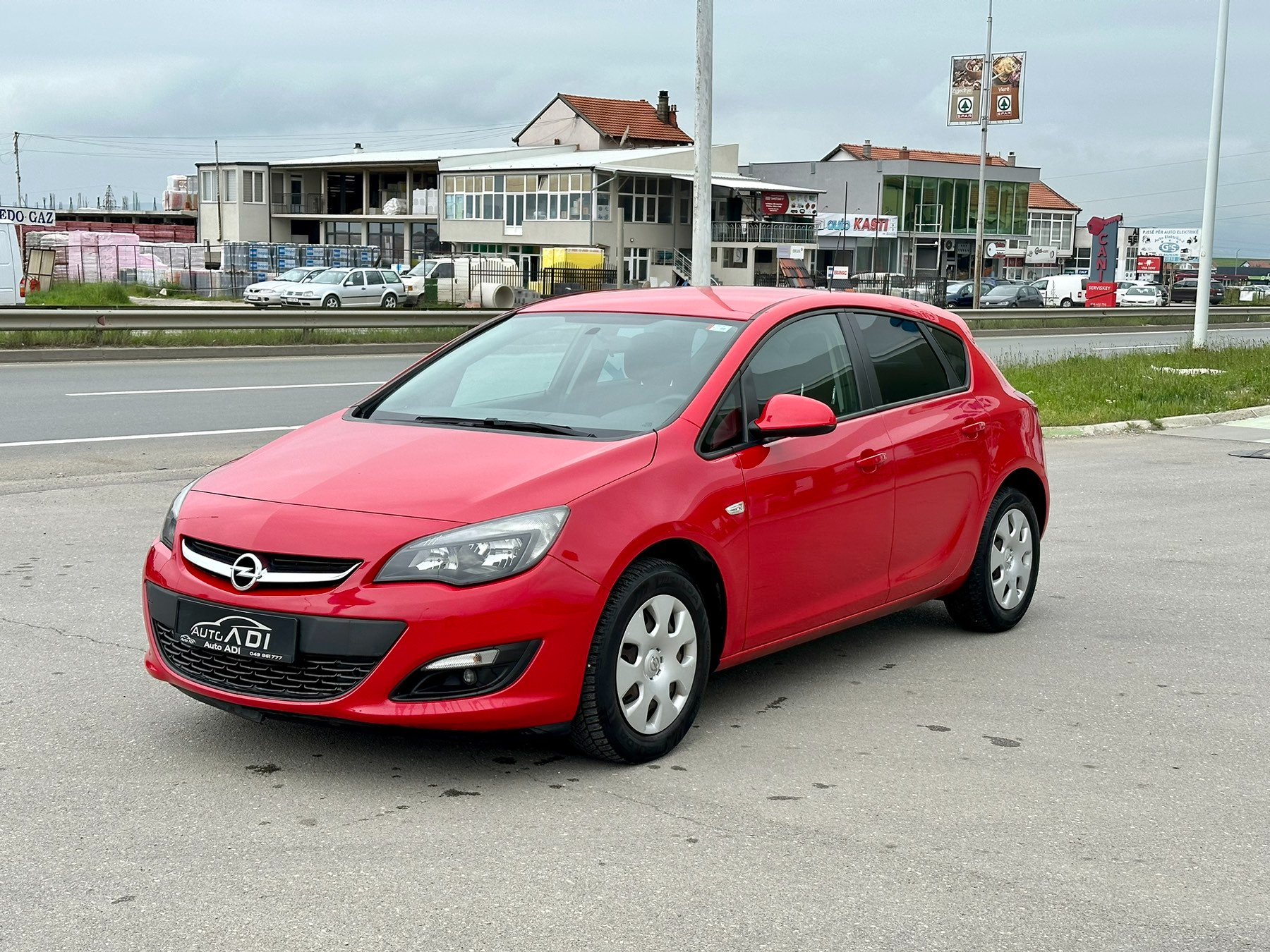 Opel Astra   - 2015