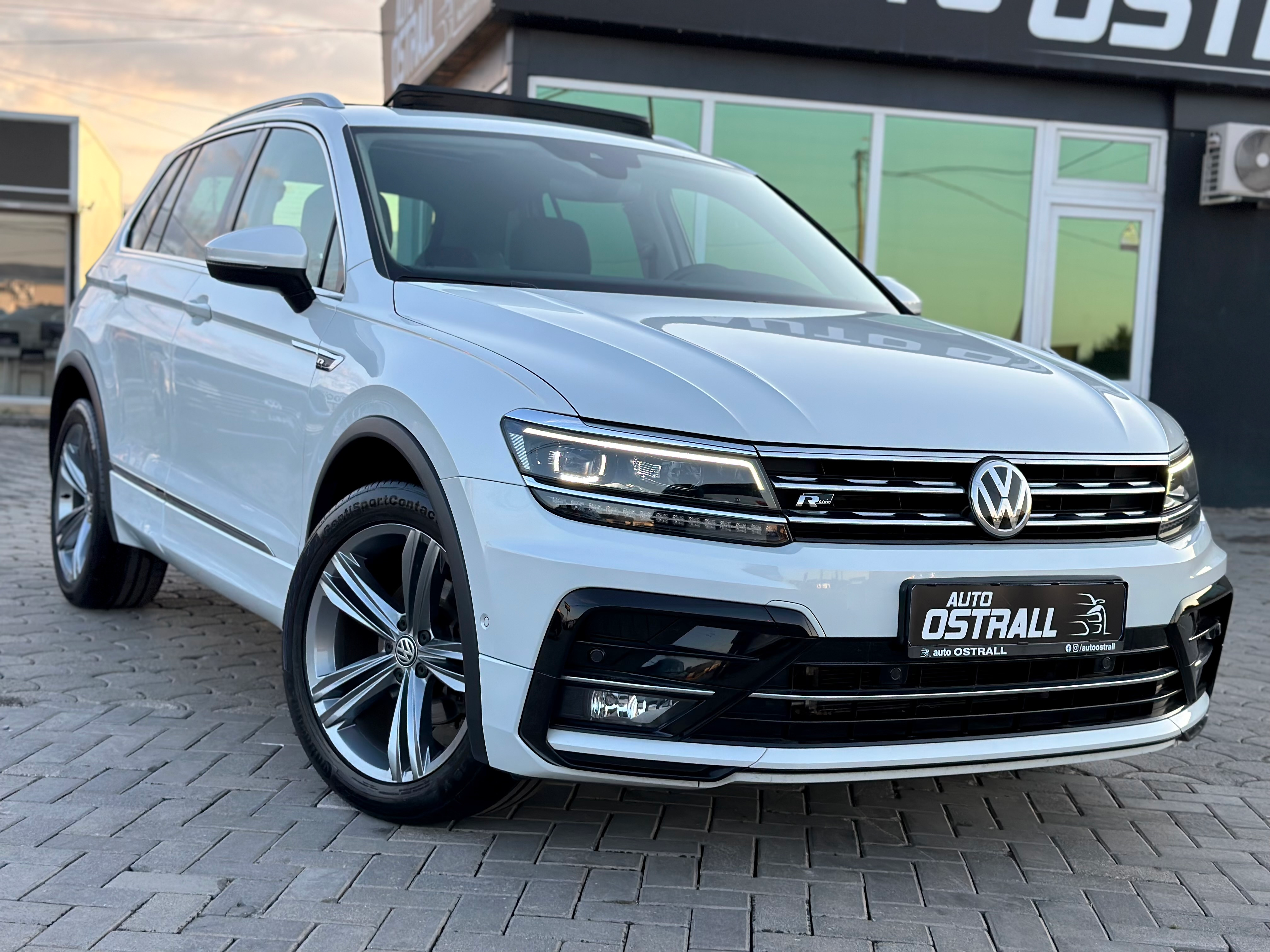 Volkswagen Tiguan   - 2019