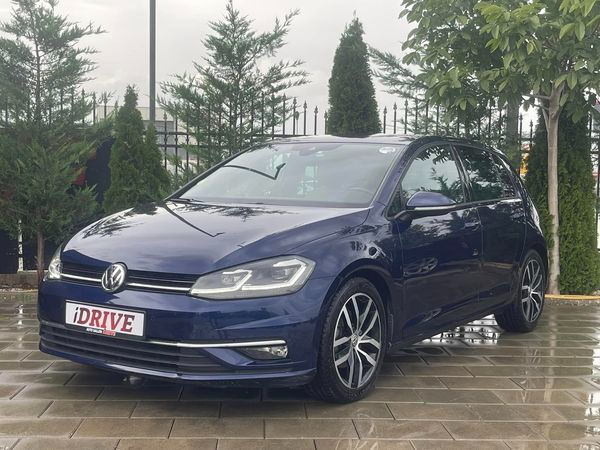 Volkswagen Golf   - 2018