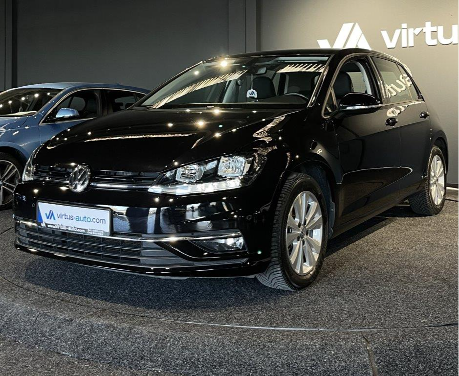 Volkswagen Golf   - 2018