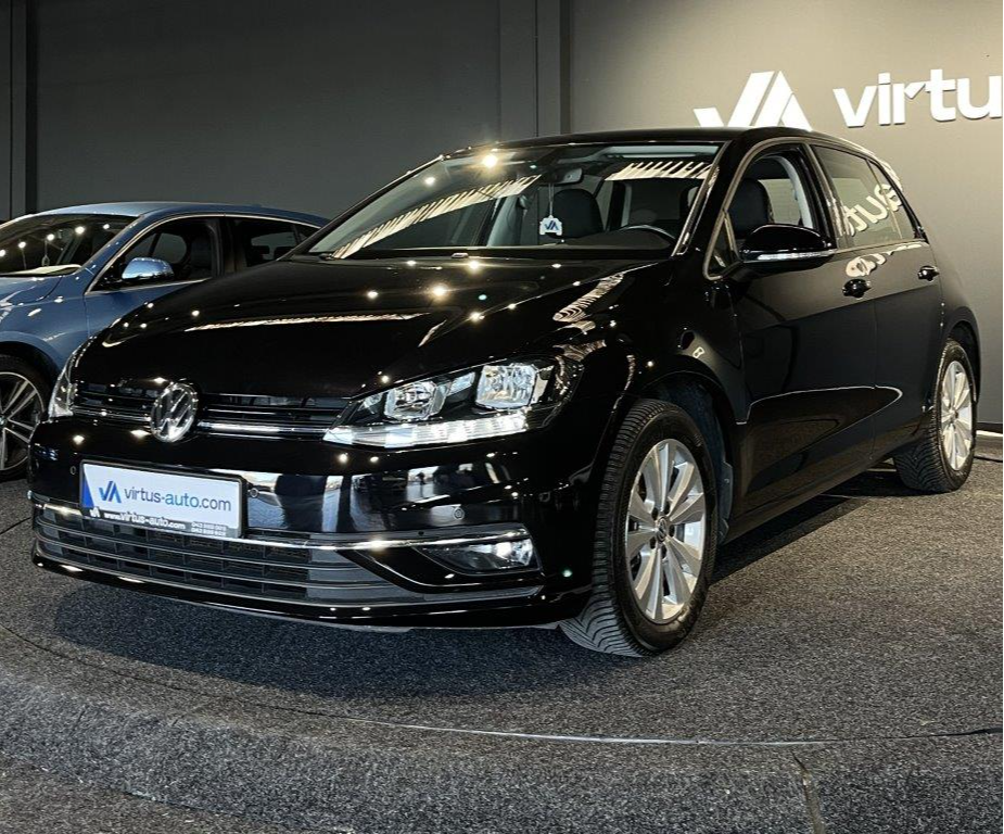 Volkswagen Golf   - 2018