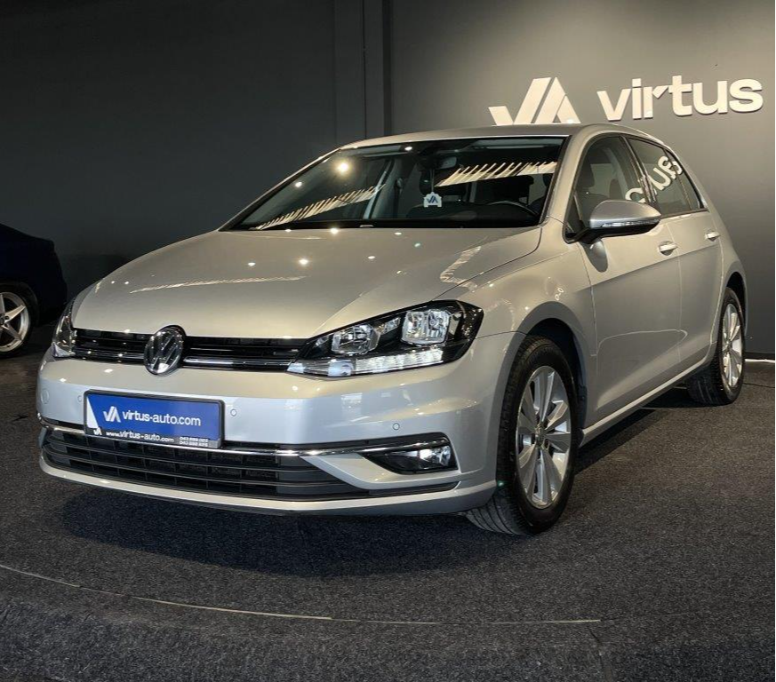 Volkswagen Golf   - 2018