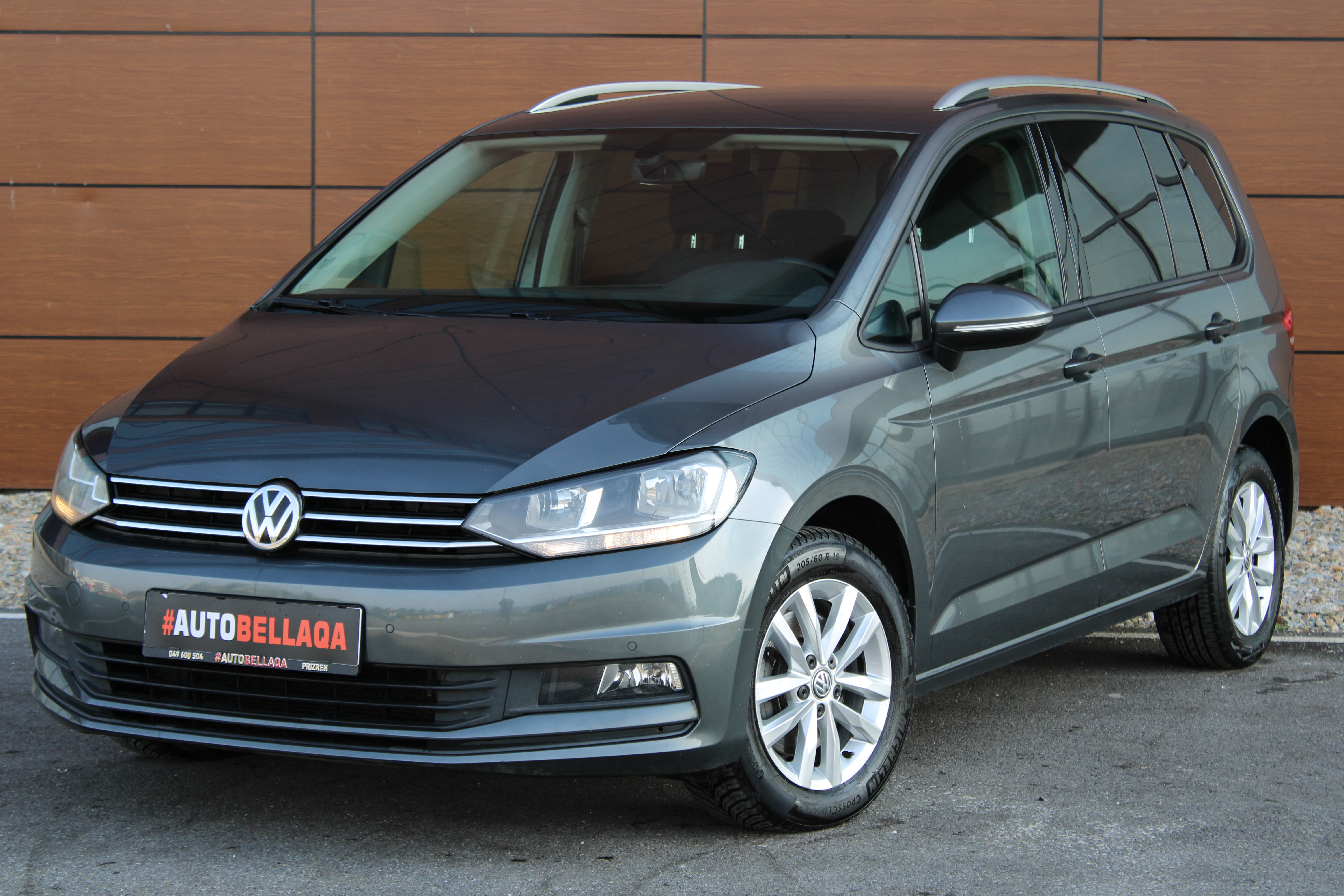 Volkswagen Touran   - 2018