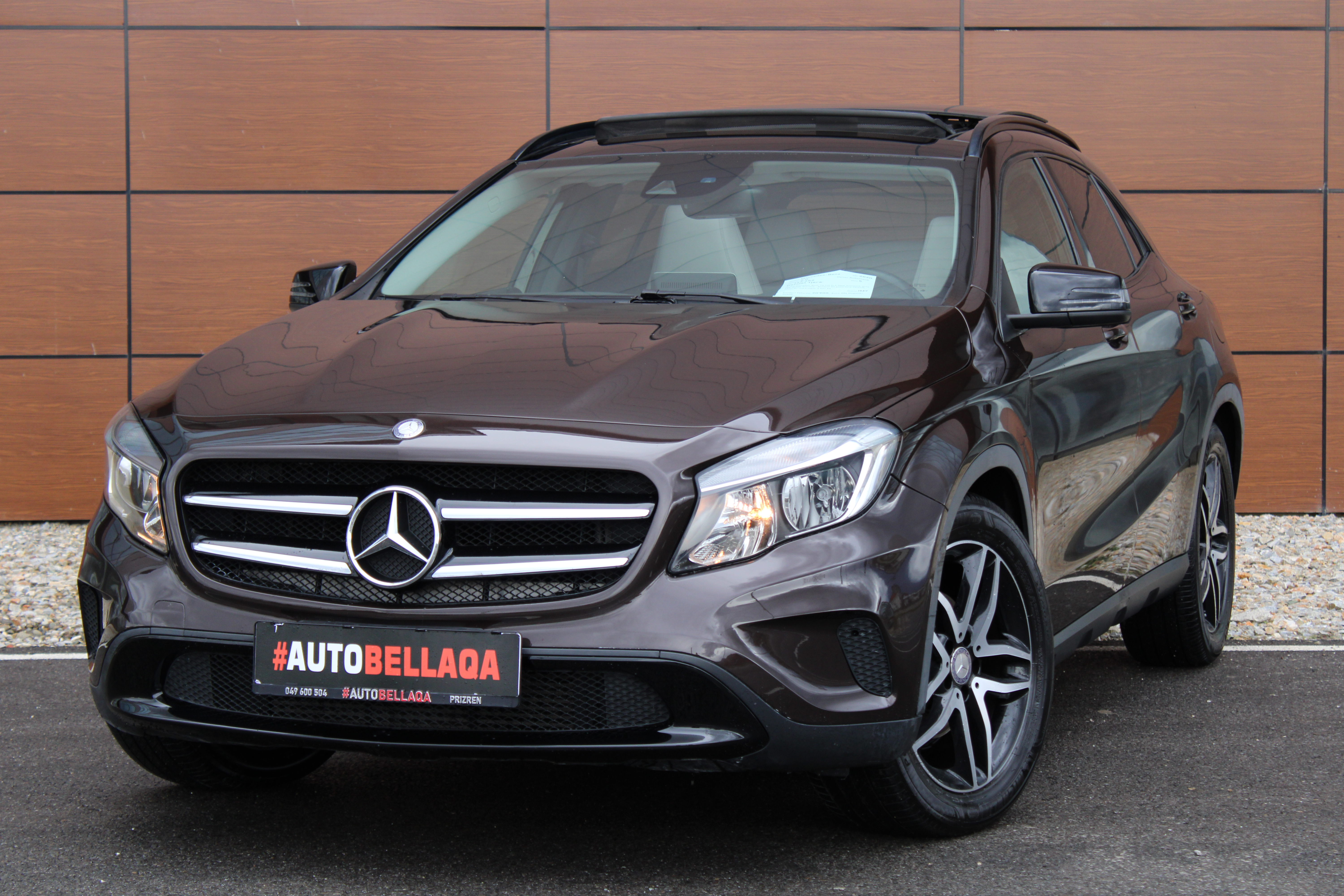 Mercedes-Benz GLA-Class   - 2016