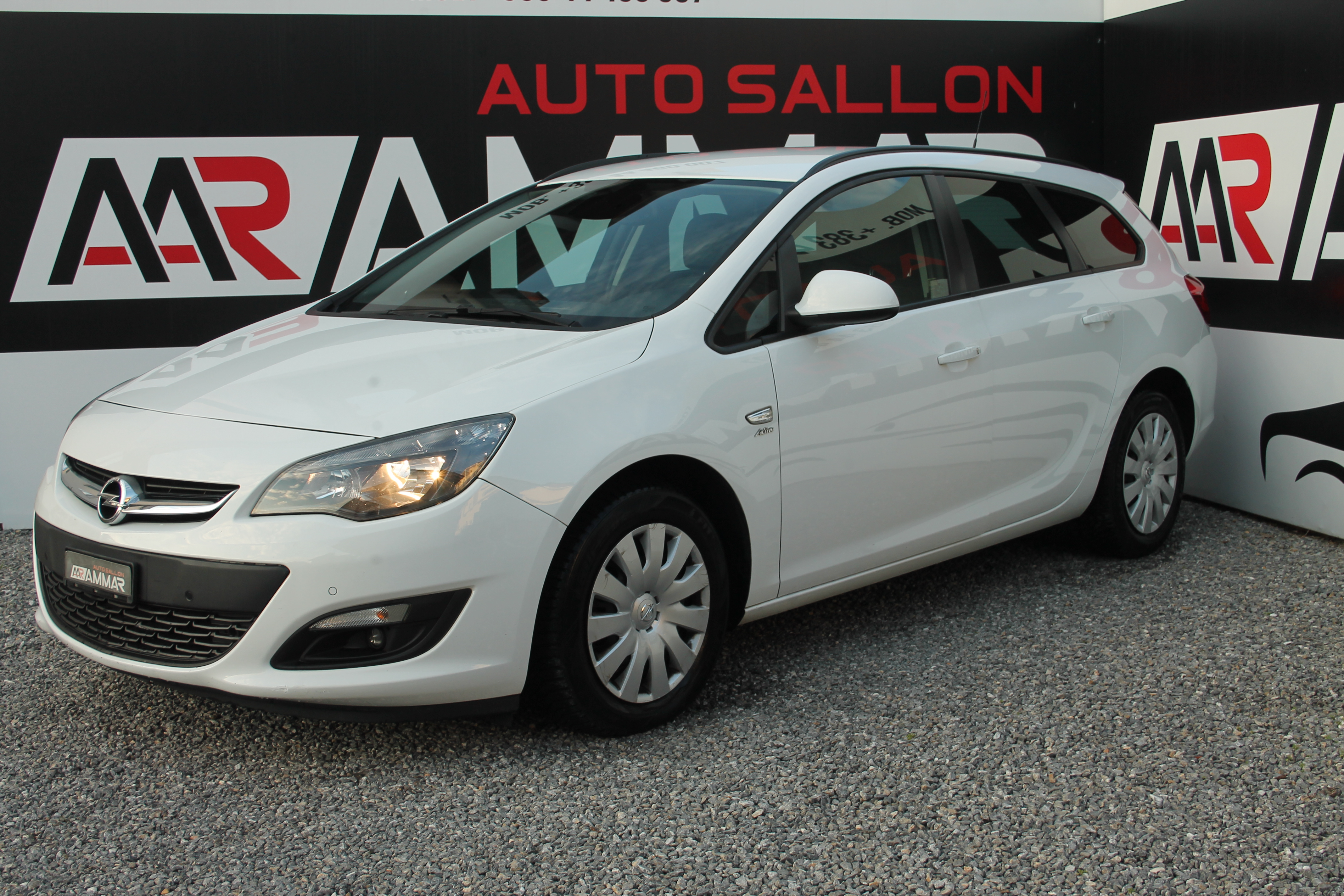 Opel Astra   - 2014