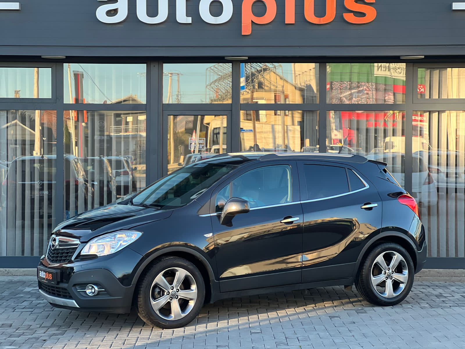 Opel Mokka   - 2014