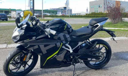 CFMOTO RS 300  - 2021
