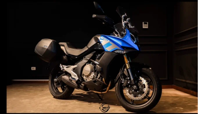 CFMOTO 650 MT  - 2021