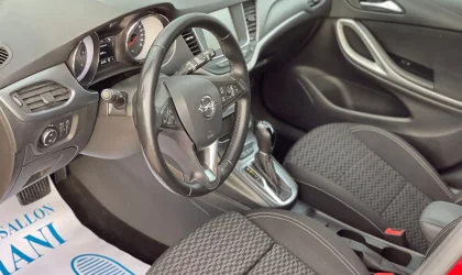 Opel Astra  - 2019