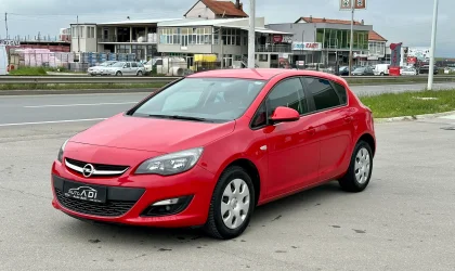 Opel Astra  - 2015