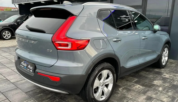 Volvo XC40  - 2019