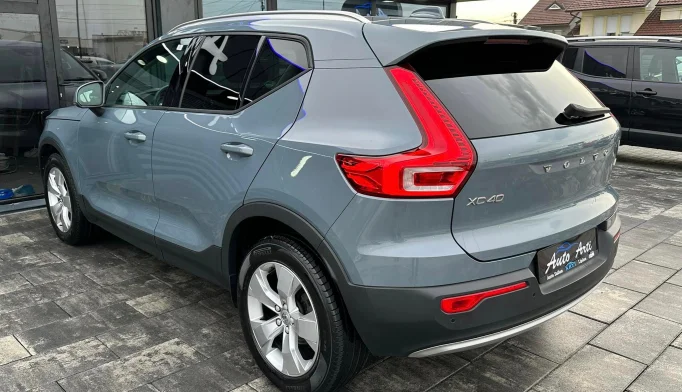 Volvo XC40  - 2019