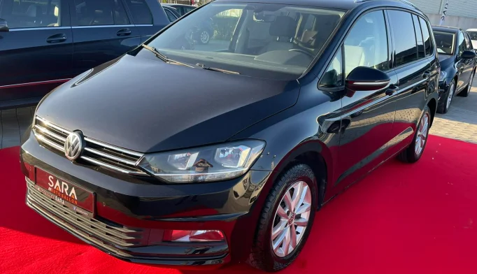 Volkswagen Touran  - 2015